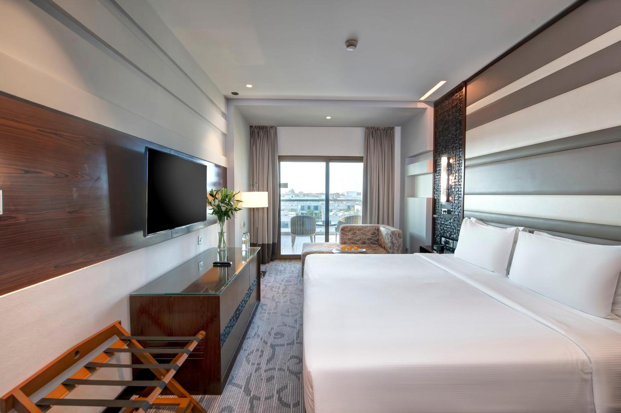 Deluxe Room Complimentary Shuttle Bus to Beach & Mall of the Emirates