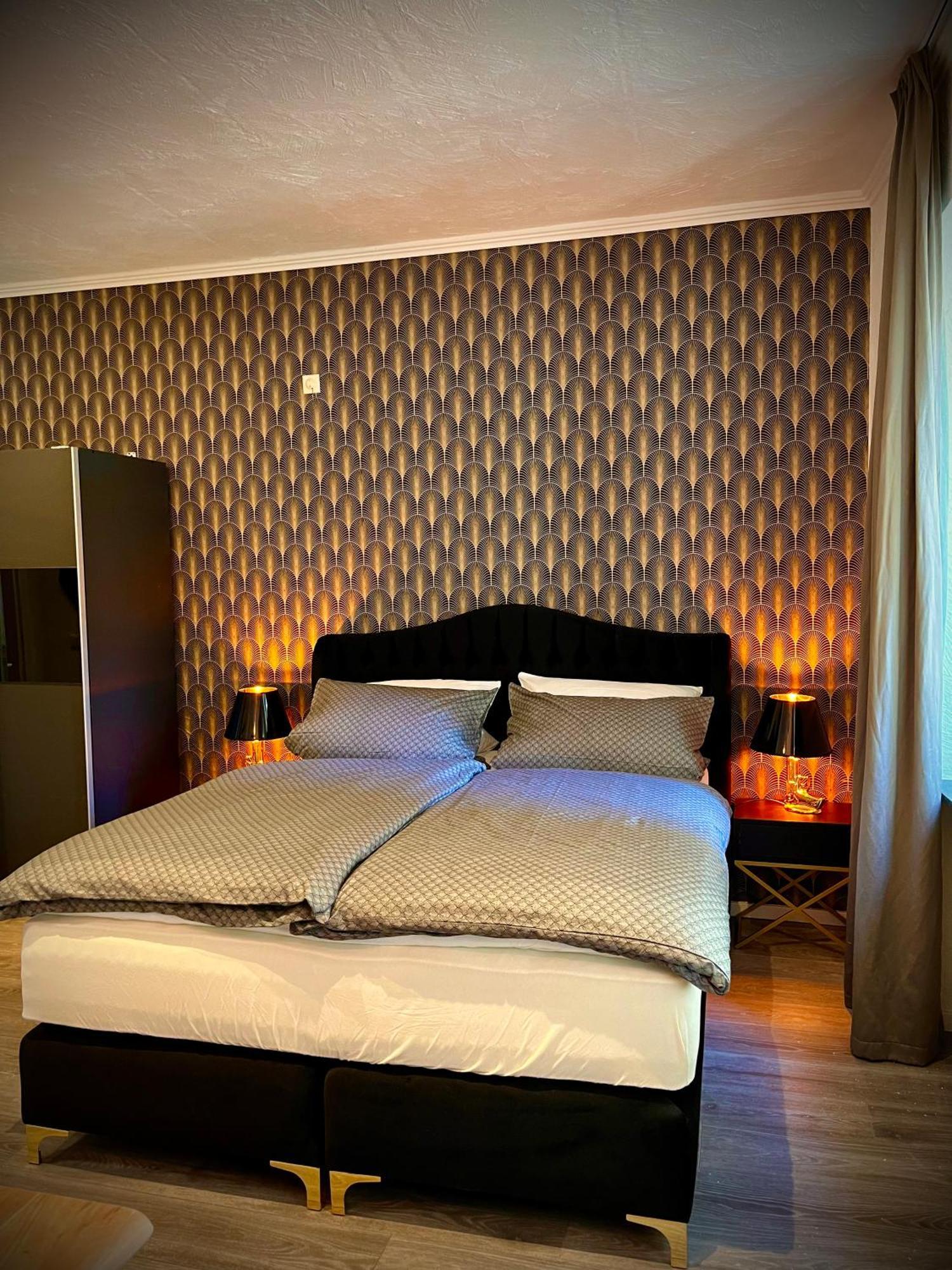 Double Room Private Bathroom