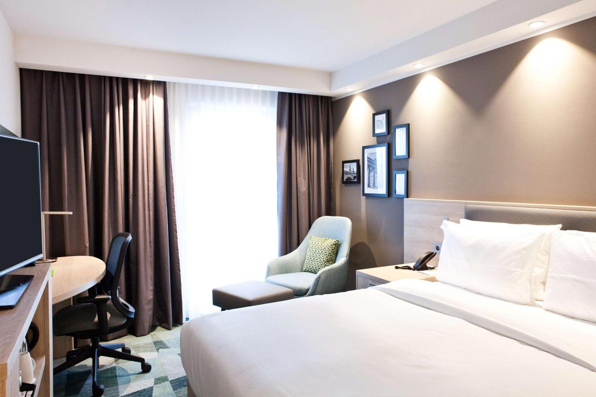 Kamer met Queensize Bed en Uitzicht op de Rivier