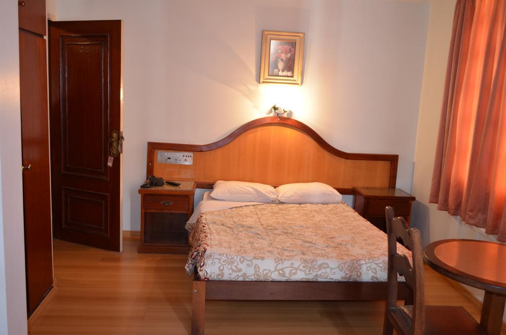 Quarto Duplo Luxo