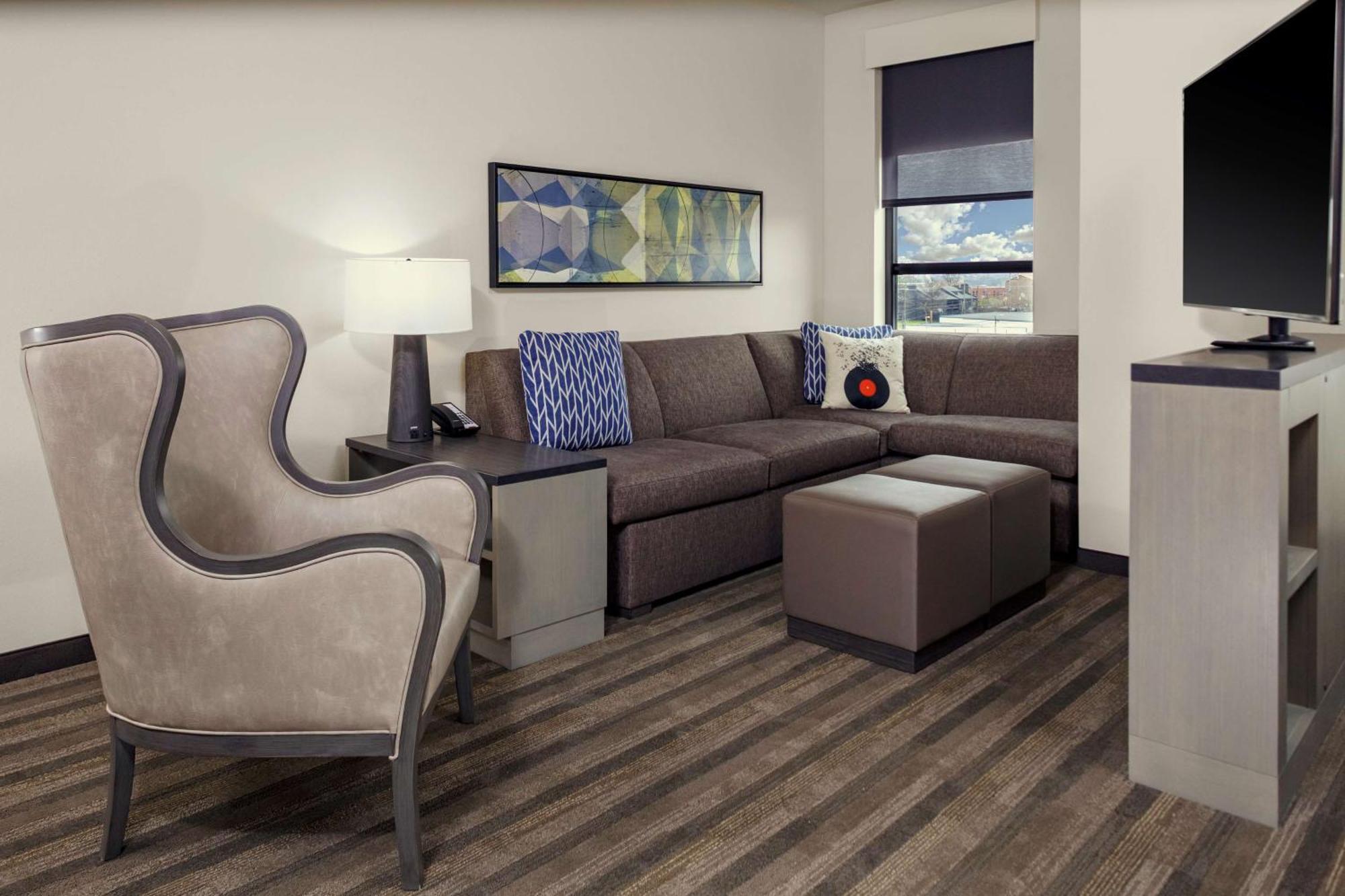 King Studio Suite Kitchen Sofa Bed,1502768815:JPEG