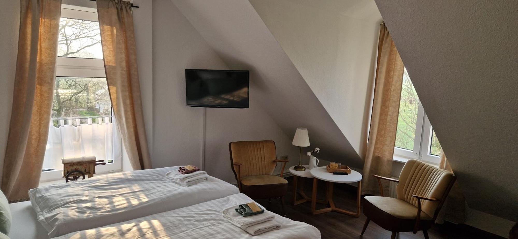 Large Double Room