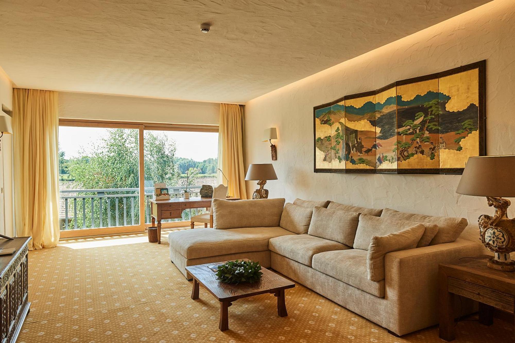 Large Double Room