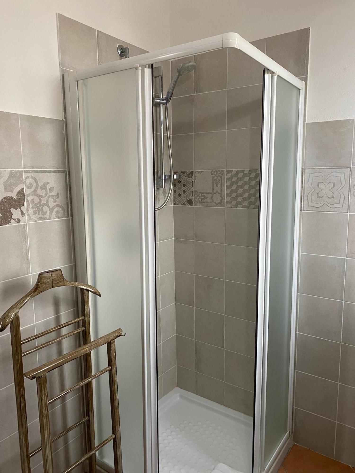 Single Room Private Bathroom