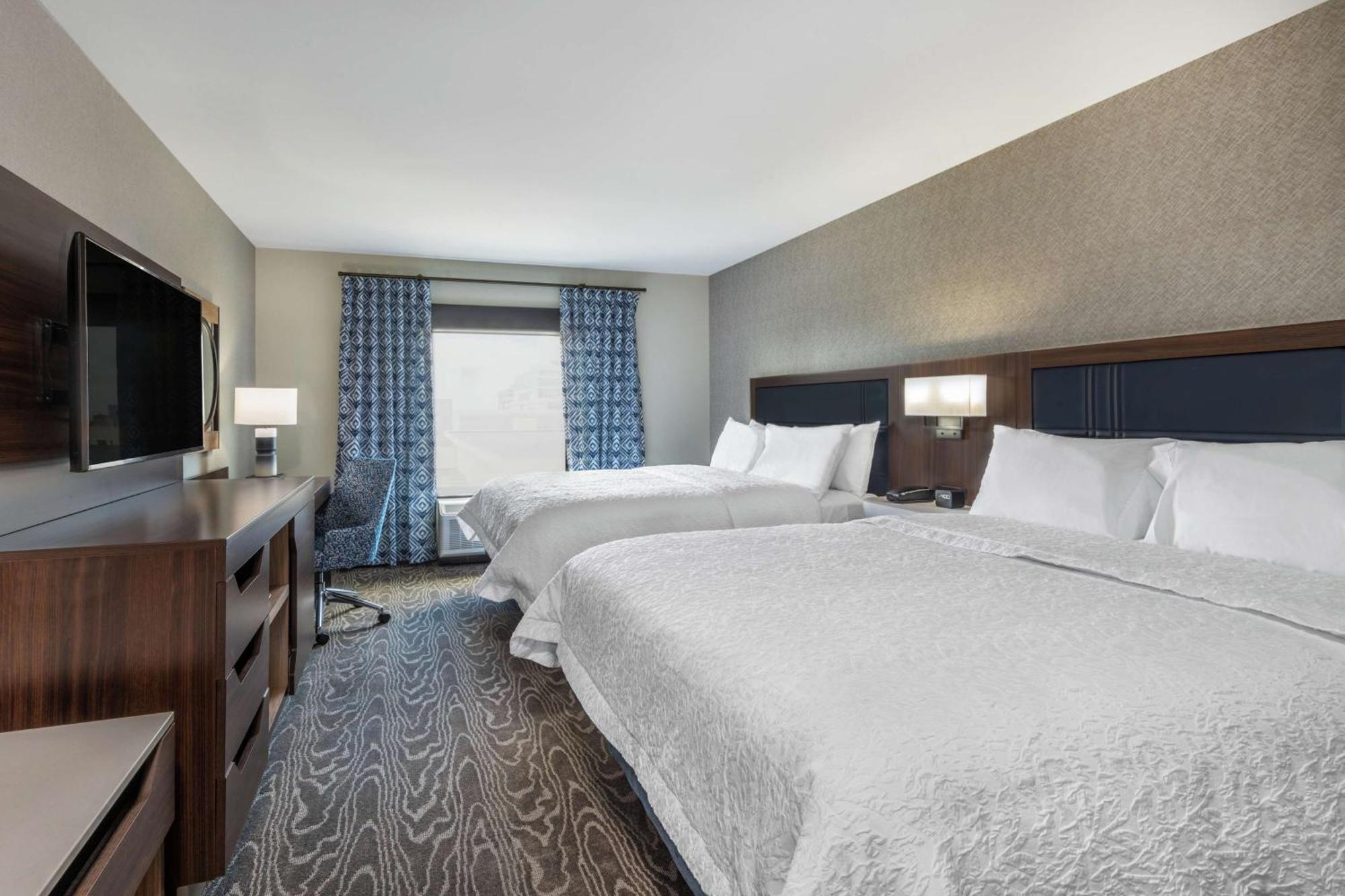 Queen Room Two Queen Beds