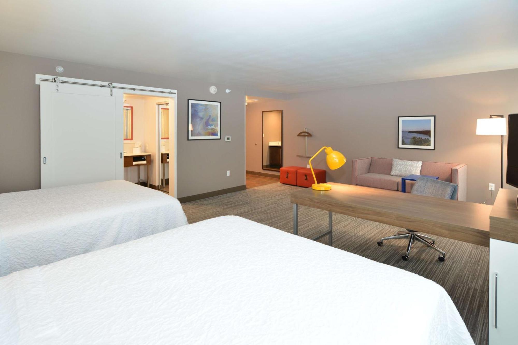 Queen Studio Suite Two Queen Beds Non-Smoking
