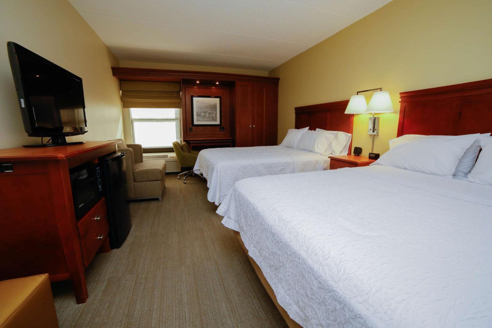 Room Two Queen Beds Non-Smoking