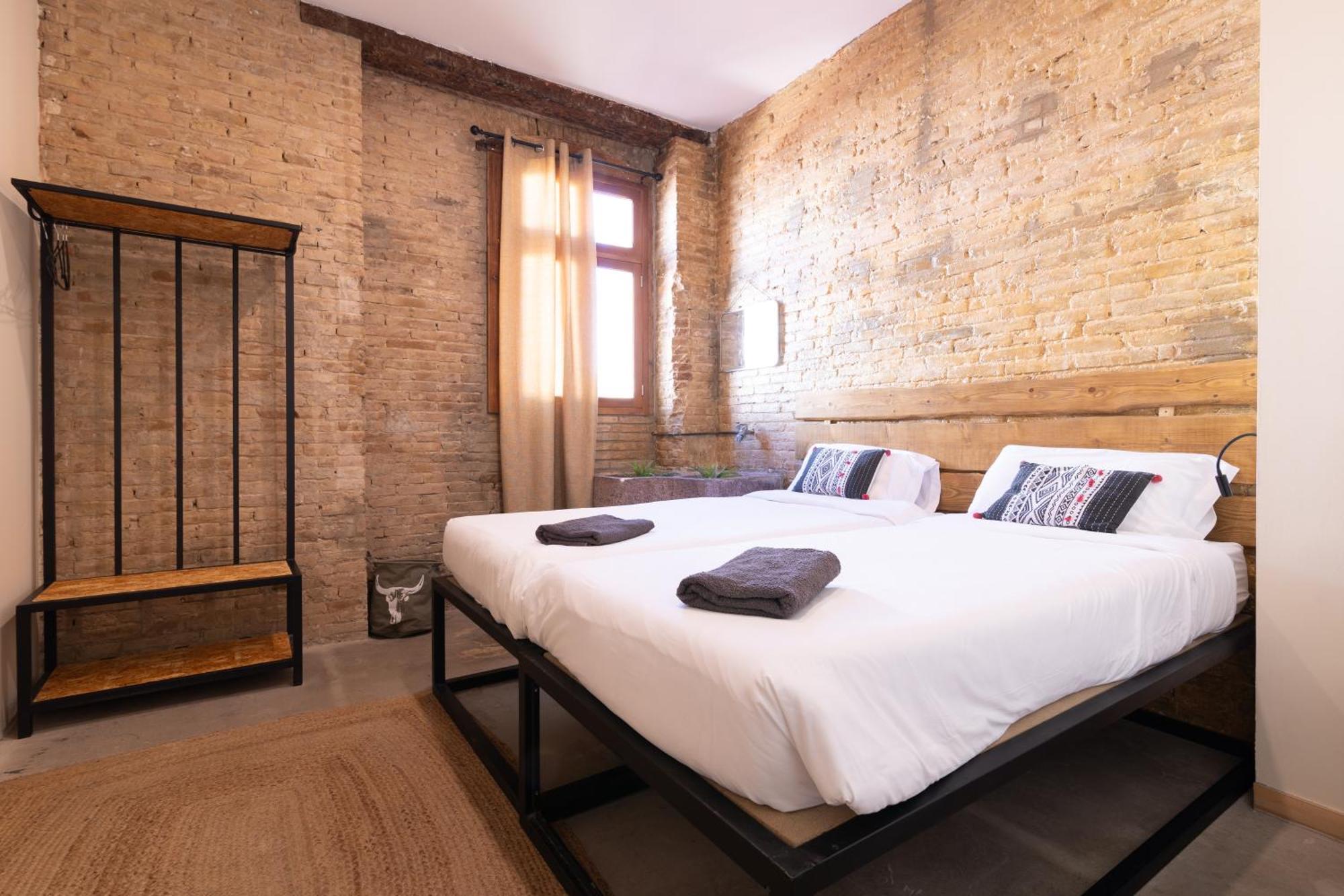 Double Room Private Bathroom