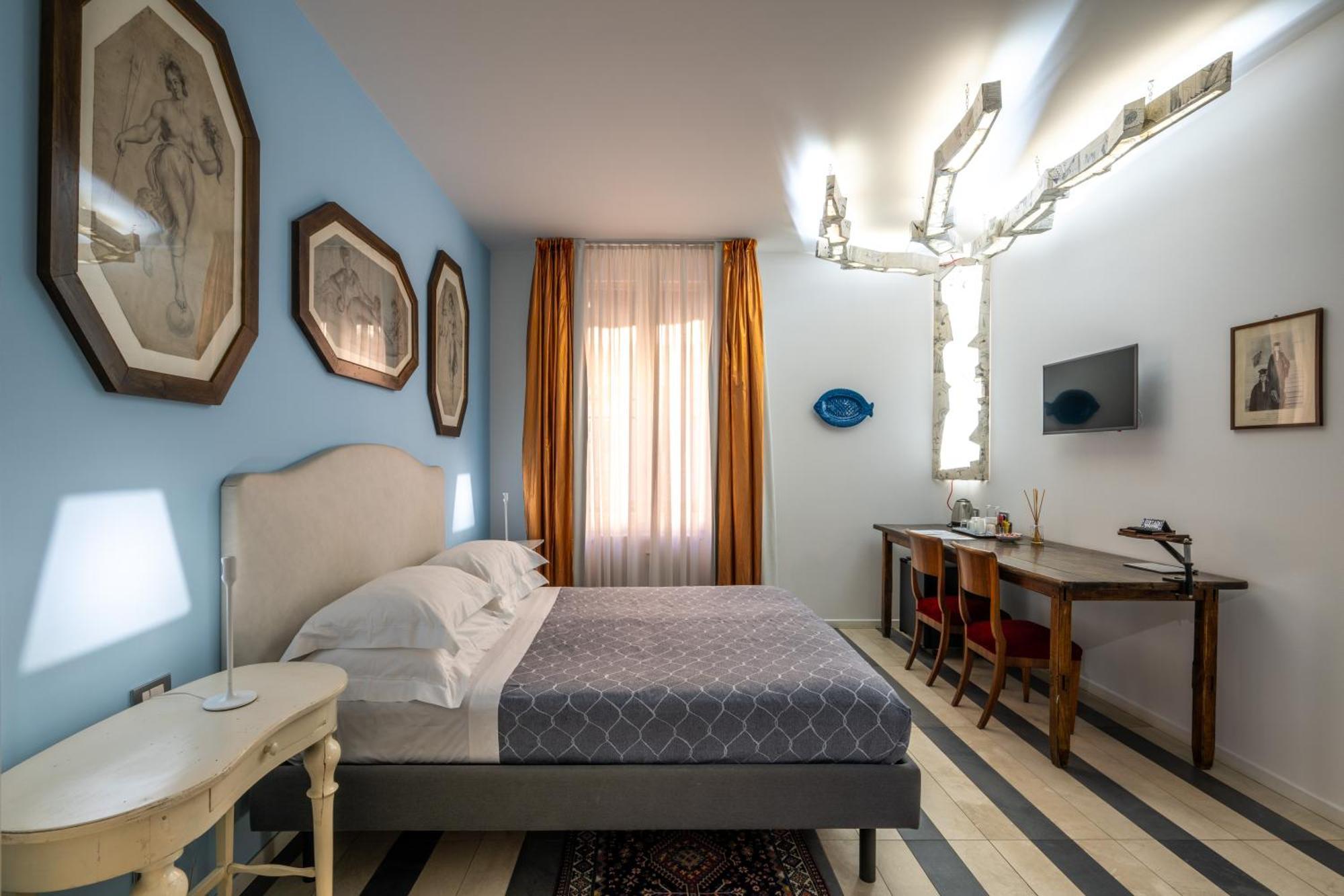 Deluxe Double or Twin Room