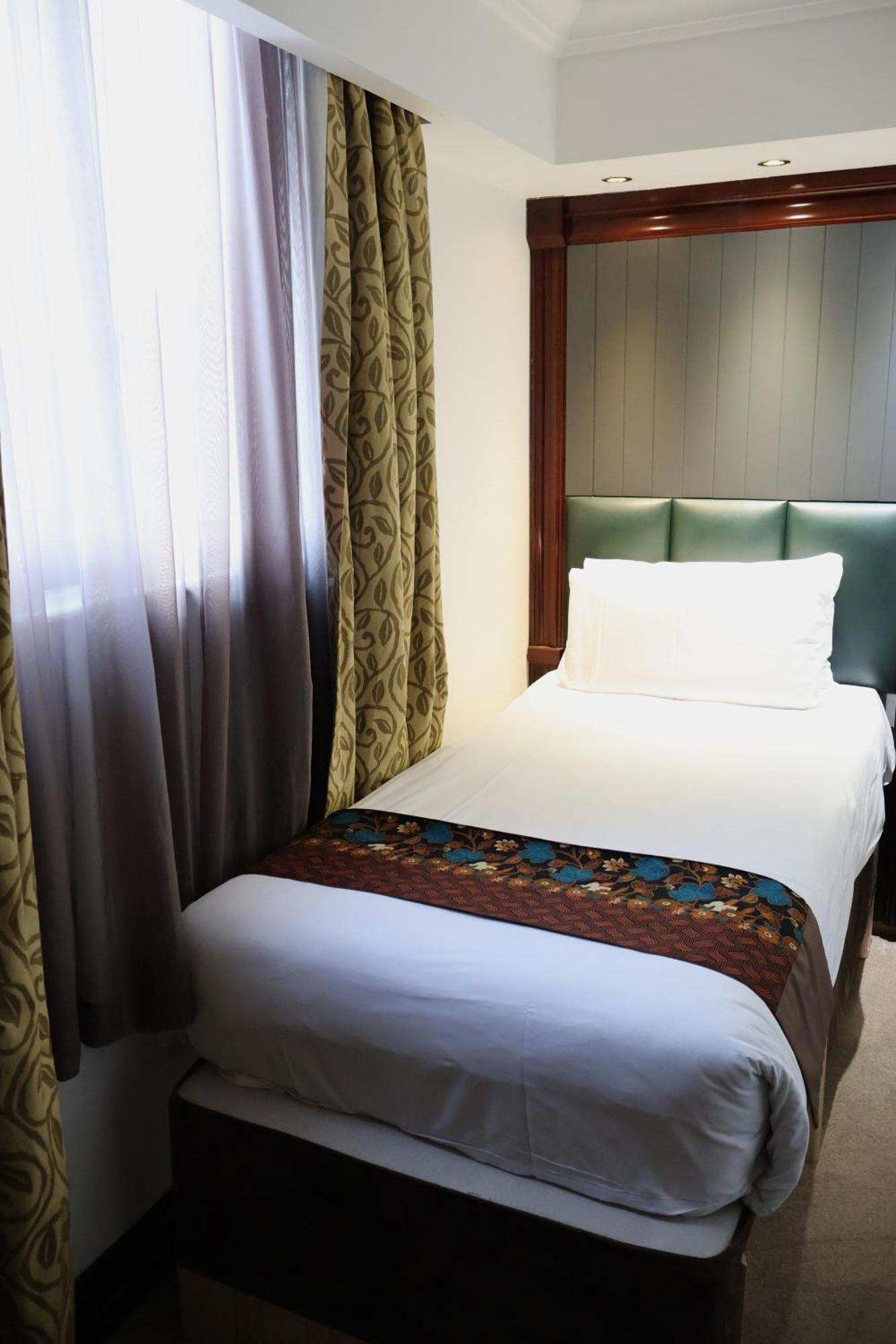 Superior Single Room
