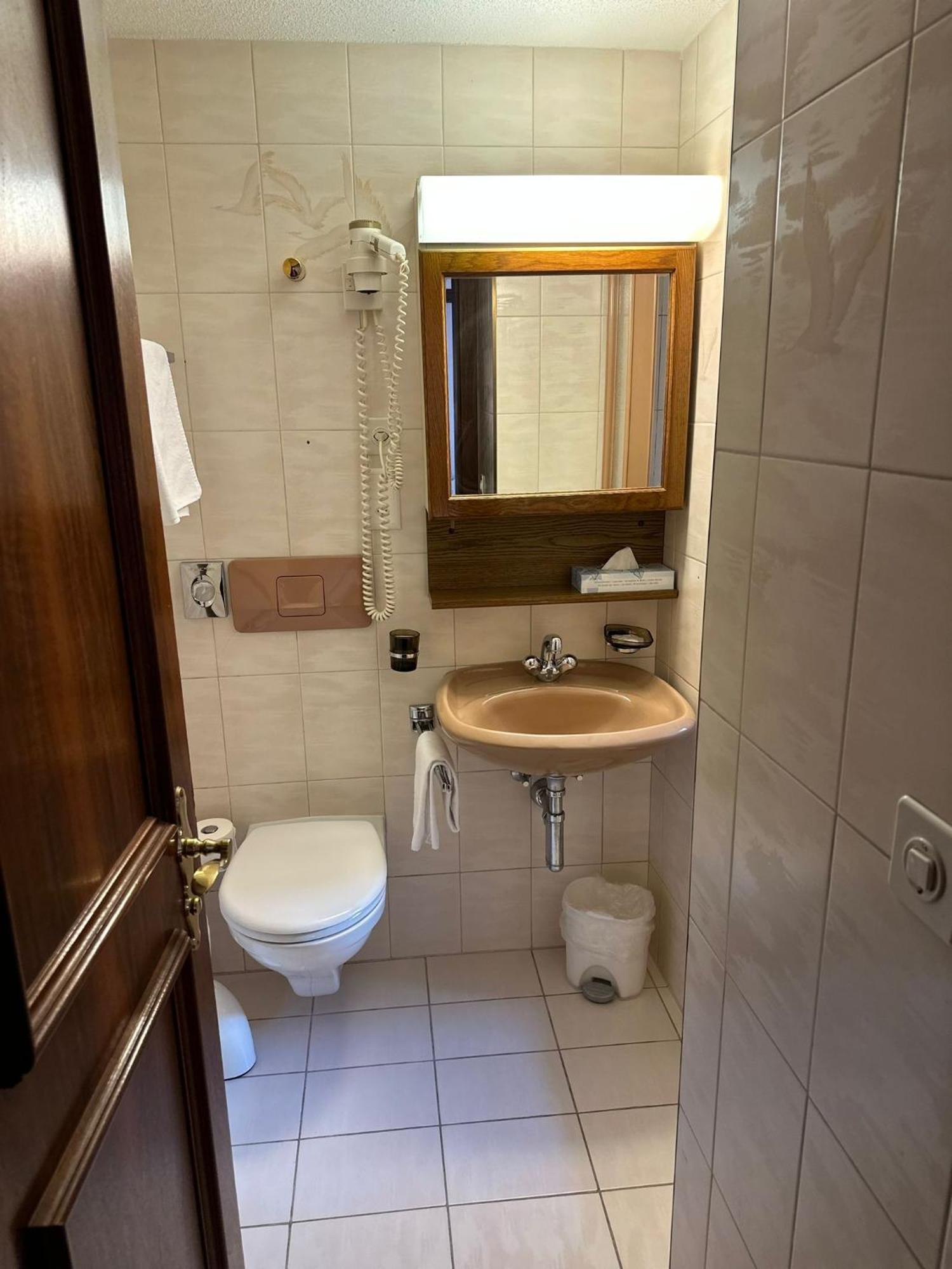Small Single Room