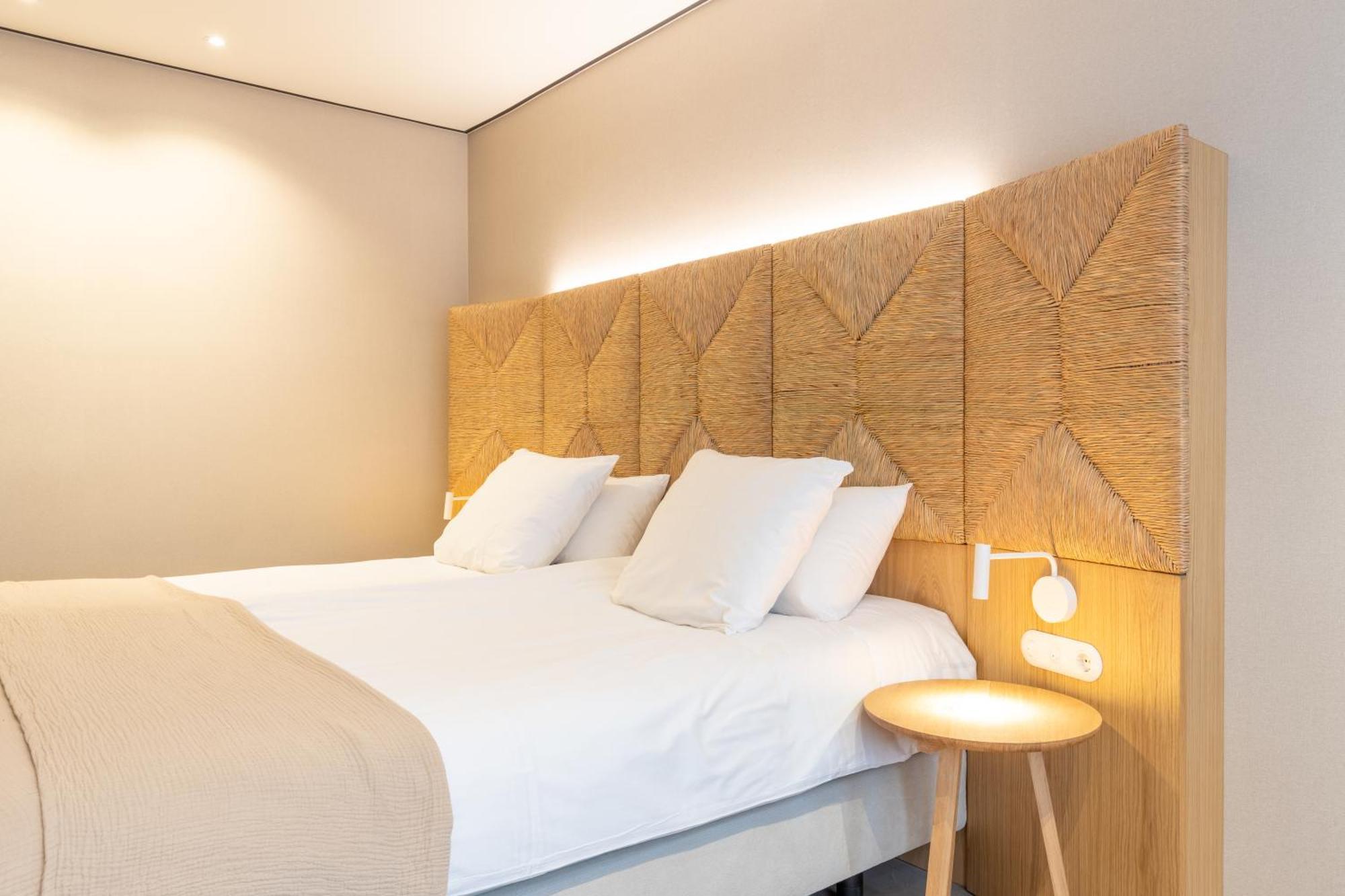 Small Double Room,1516409872:JPEG