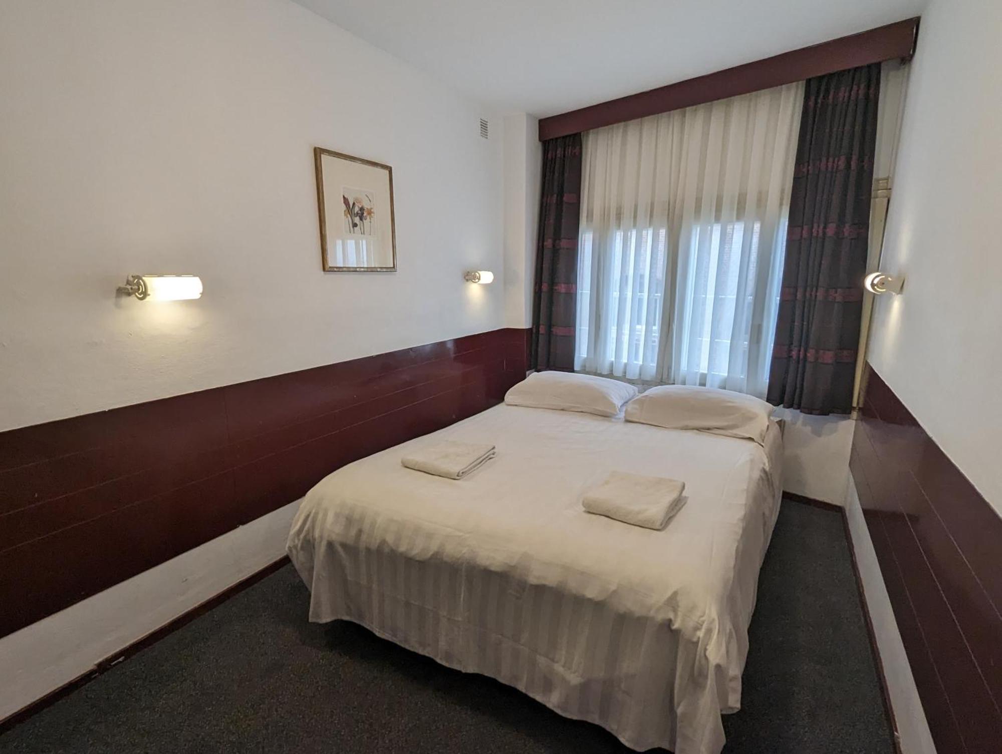 Double Room,1516415848:JPEG