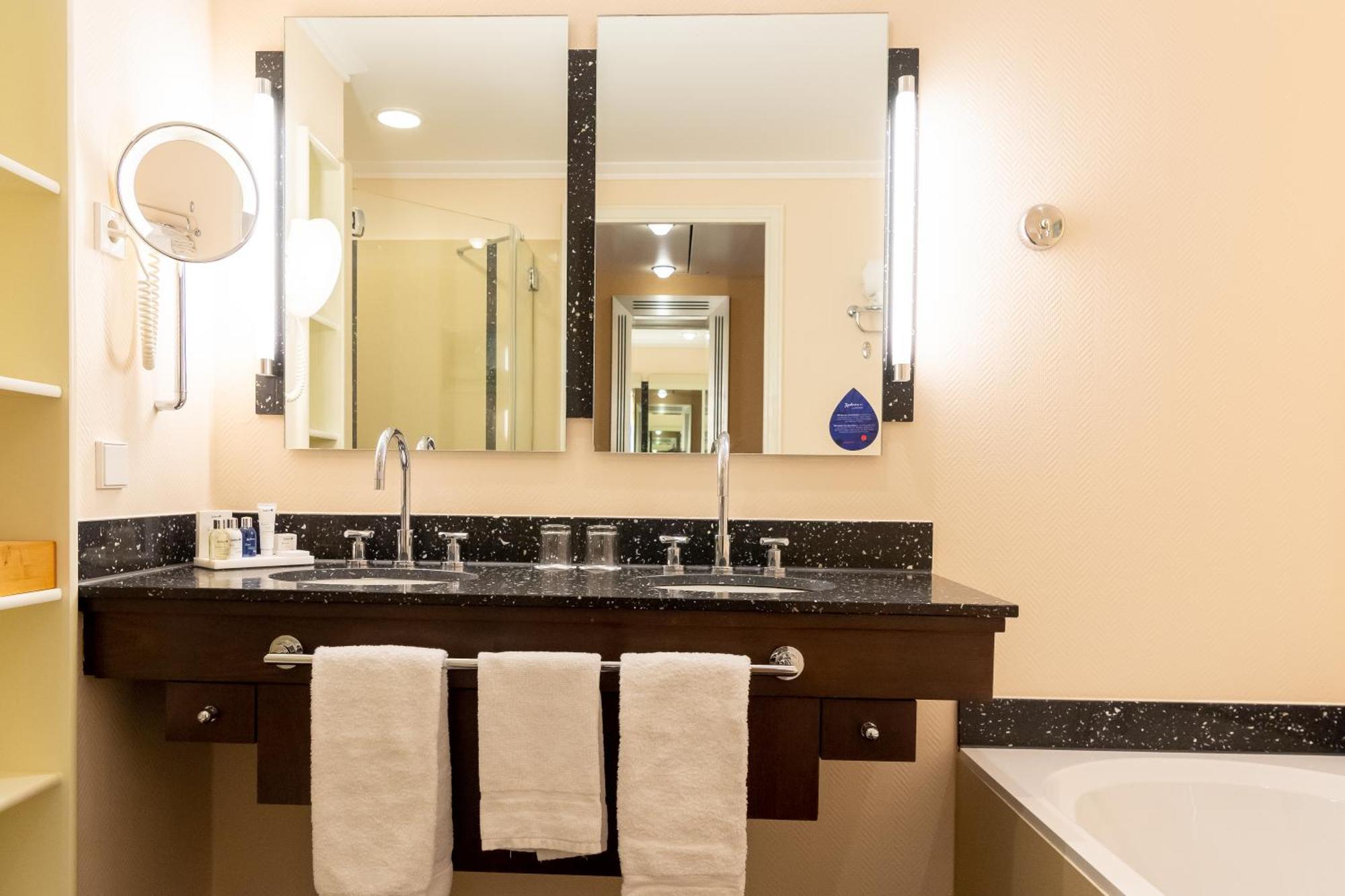 Superior Room Village View