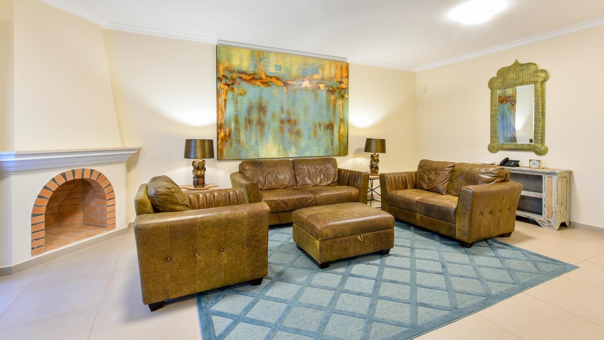 Superior Two-Bedroom Townhouse Pool