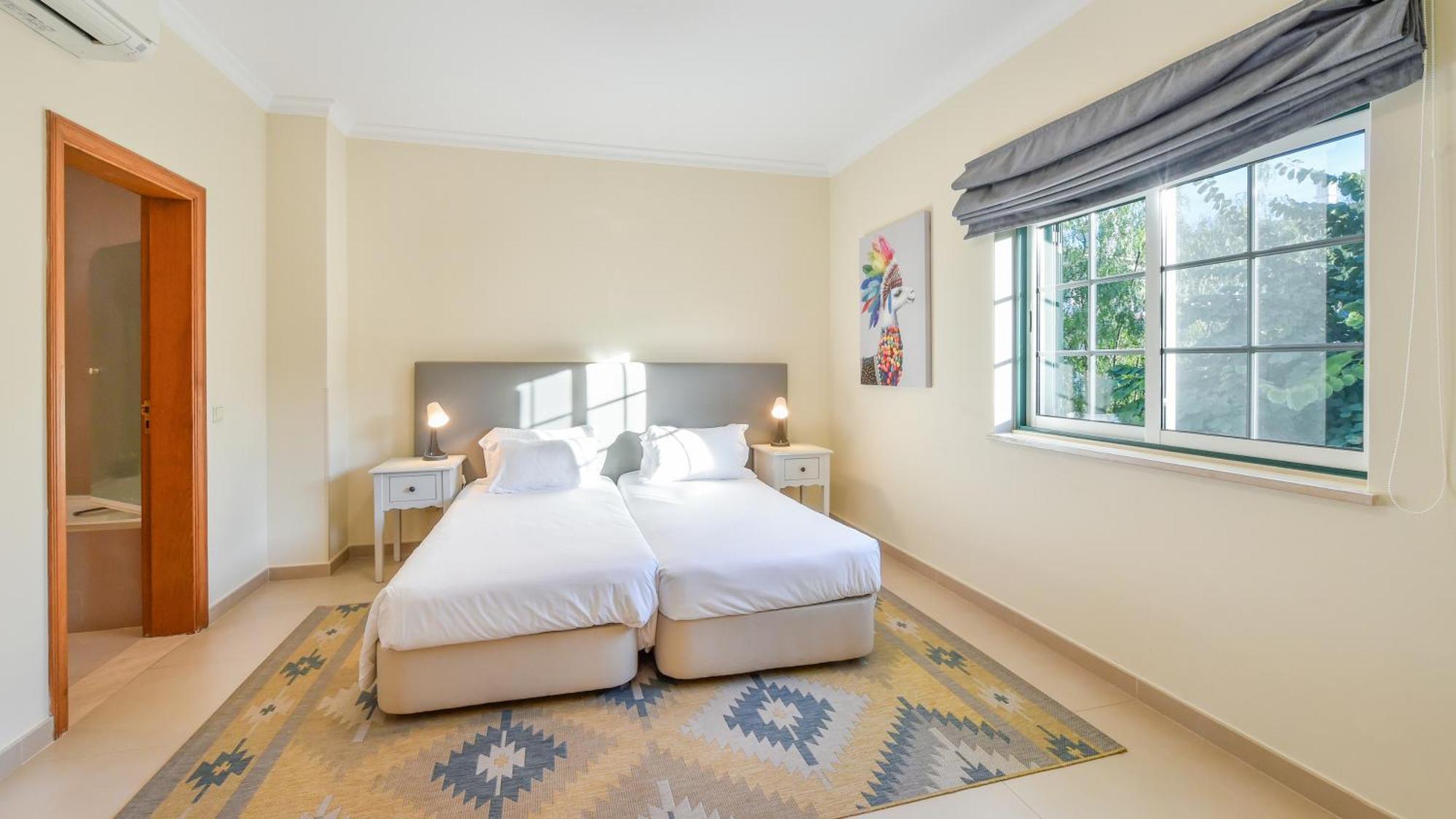 Superior Two-Bedroom Townhouse Pool