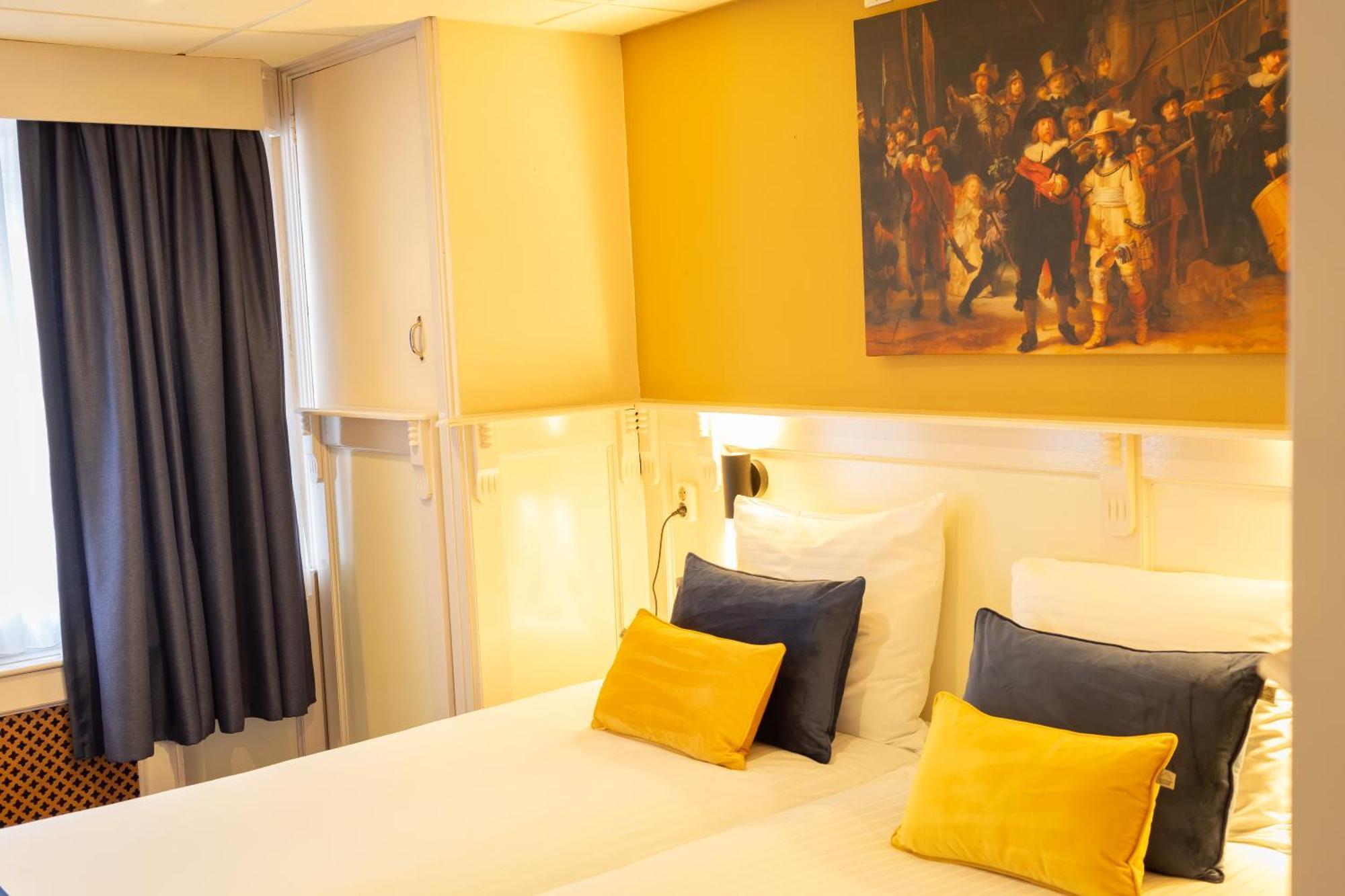 Twin Room City View