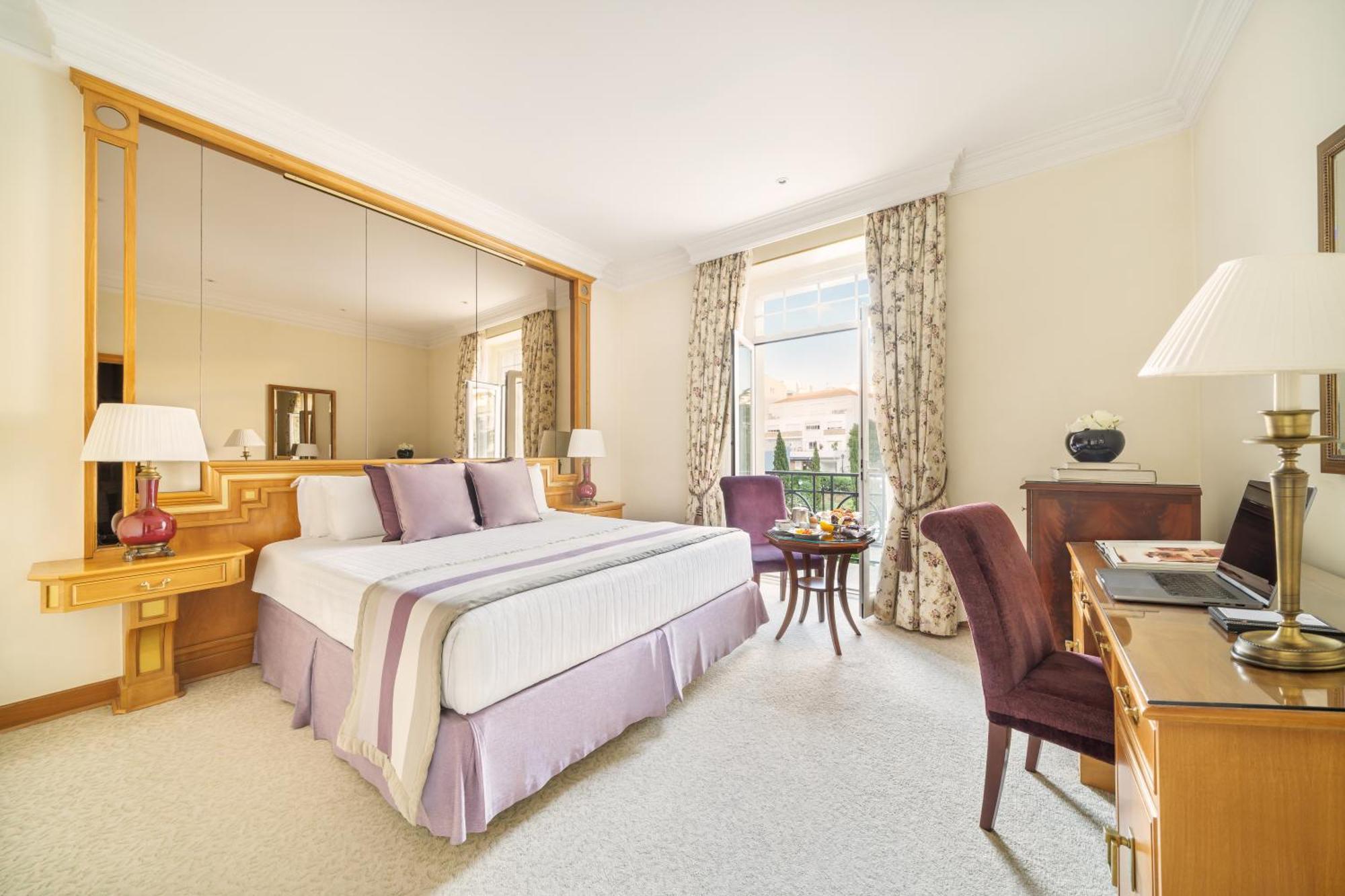 Classic Double or Twin Room