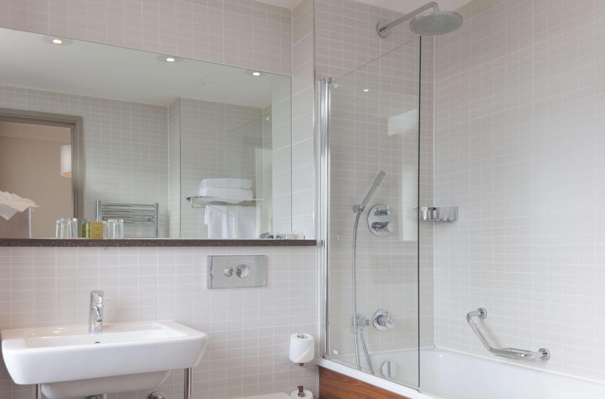 Cosy Double Room,1516434103:JPEG