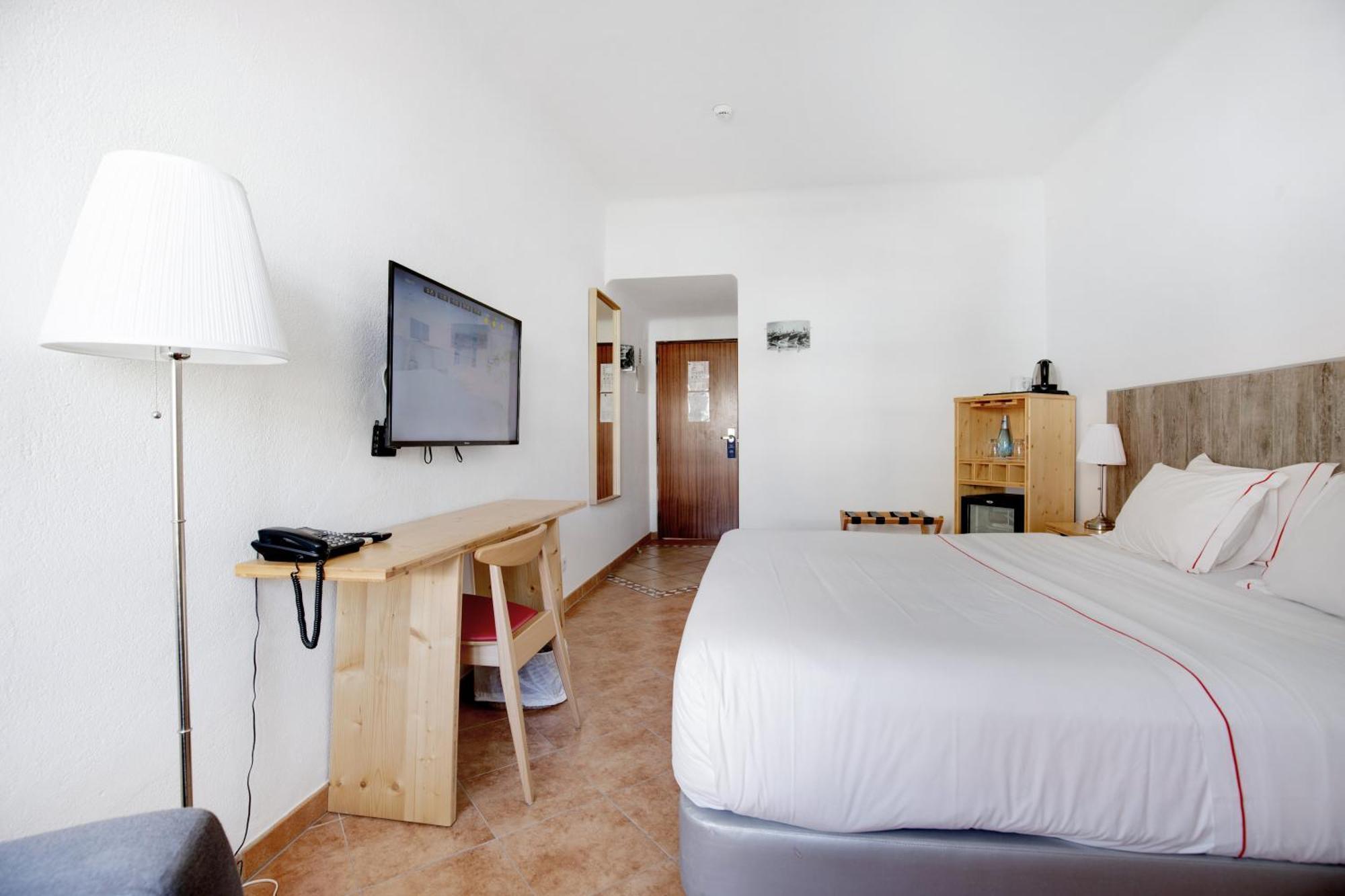 Superior Double or Twin Room City View