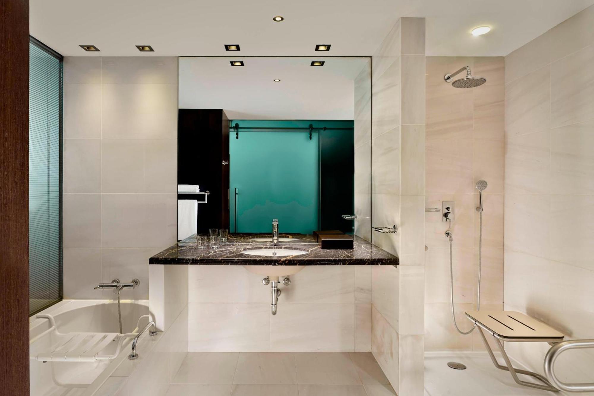 Deluxe Guest room 1 Queen
