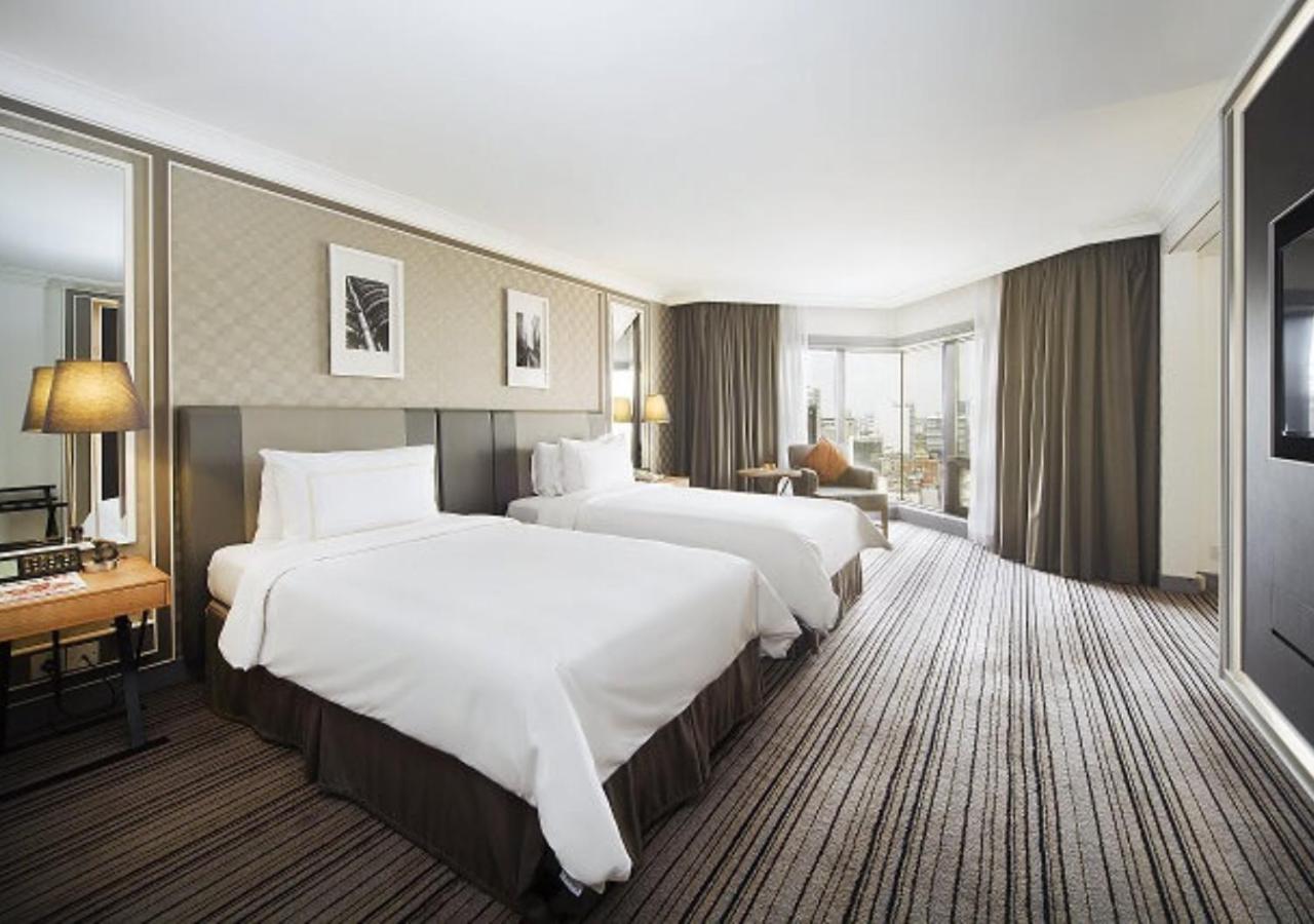 Club Room Two Single Beds