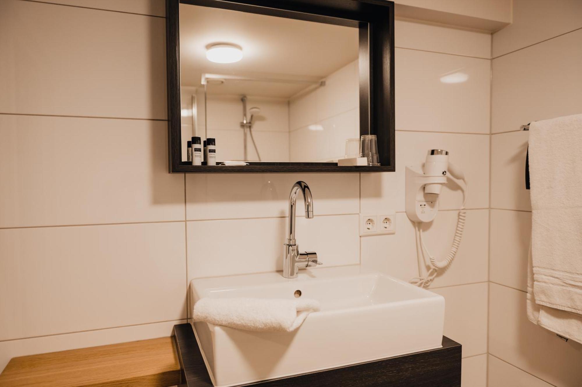 Comfort Twin Room