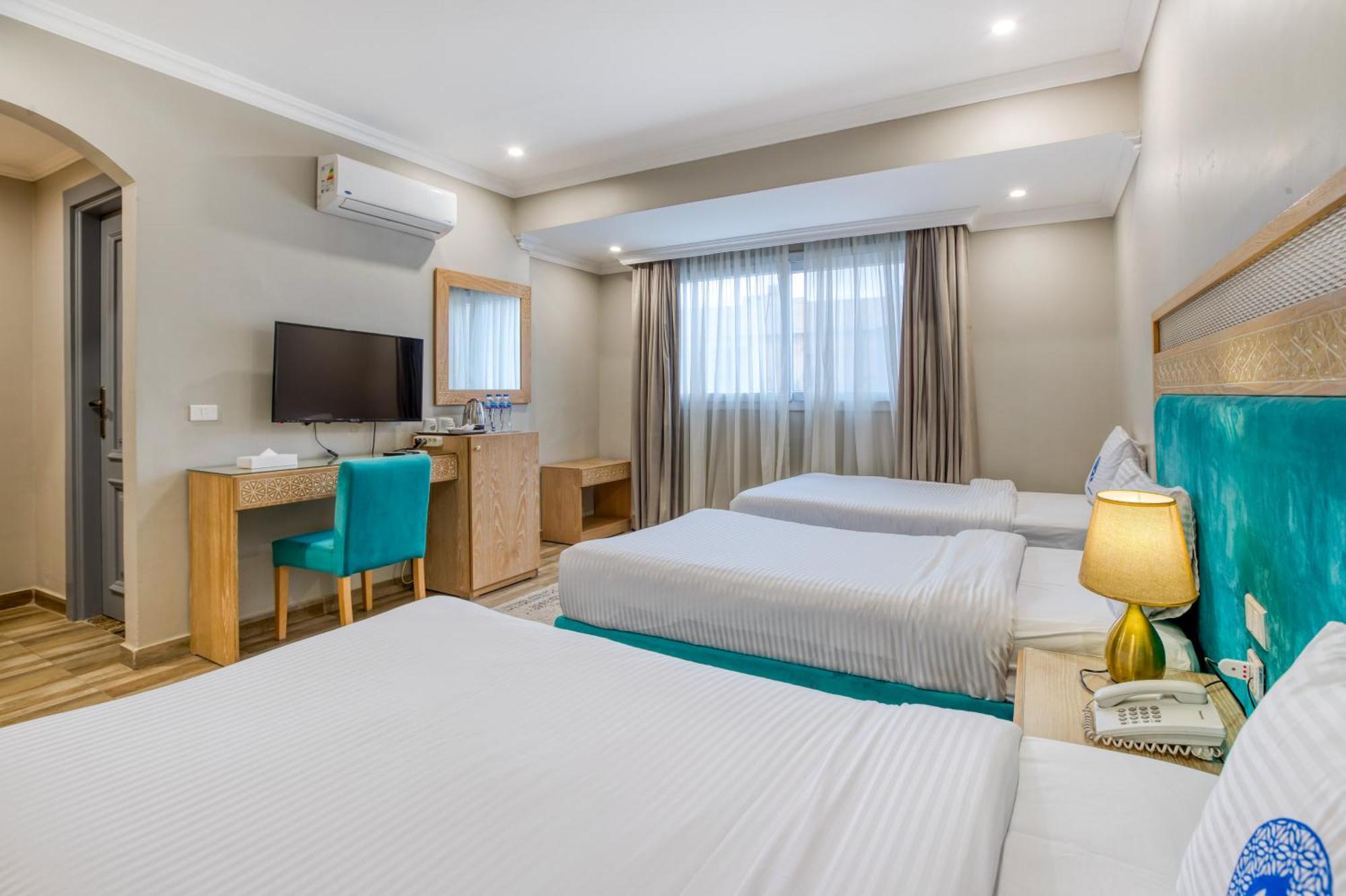 Economy Triple Room
