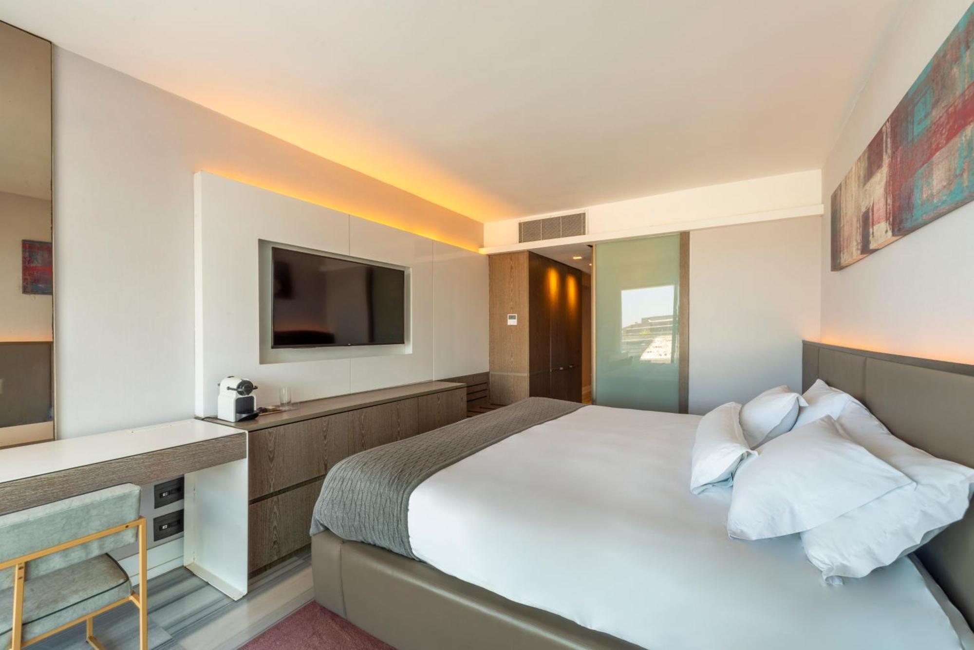King Room Mountain View