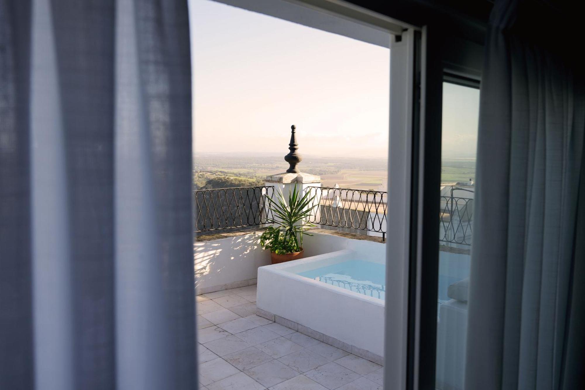 Junior Suite Private Pool
