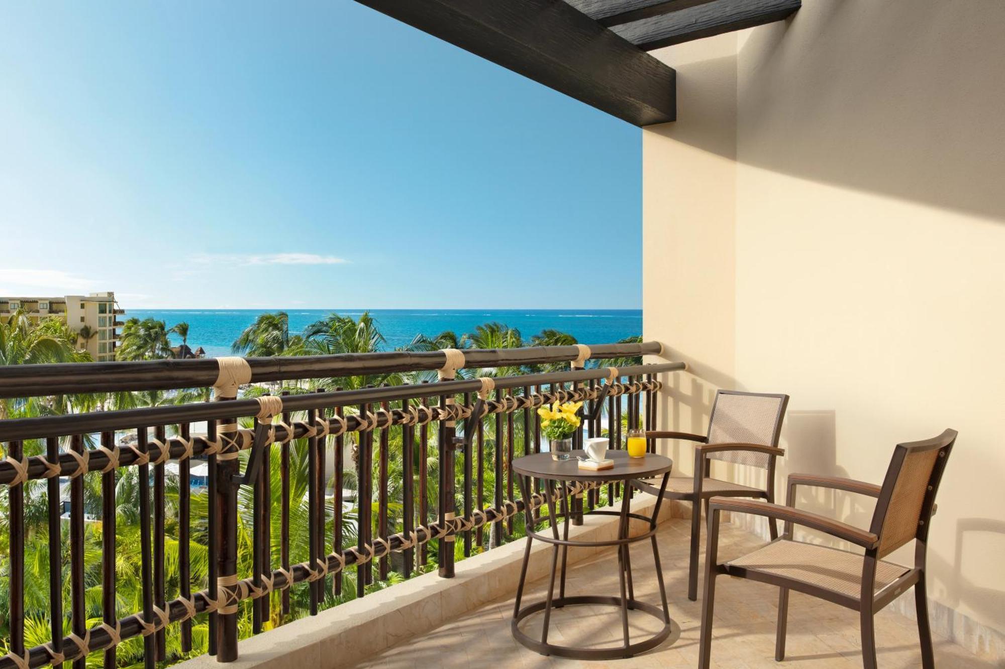 Premium Deluxe Ocean View Whirlpool Double beds