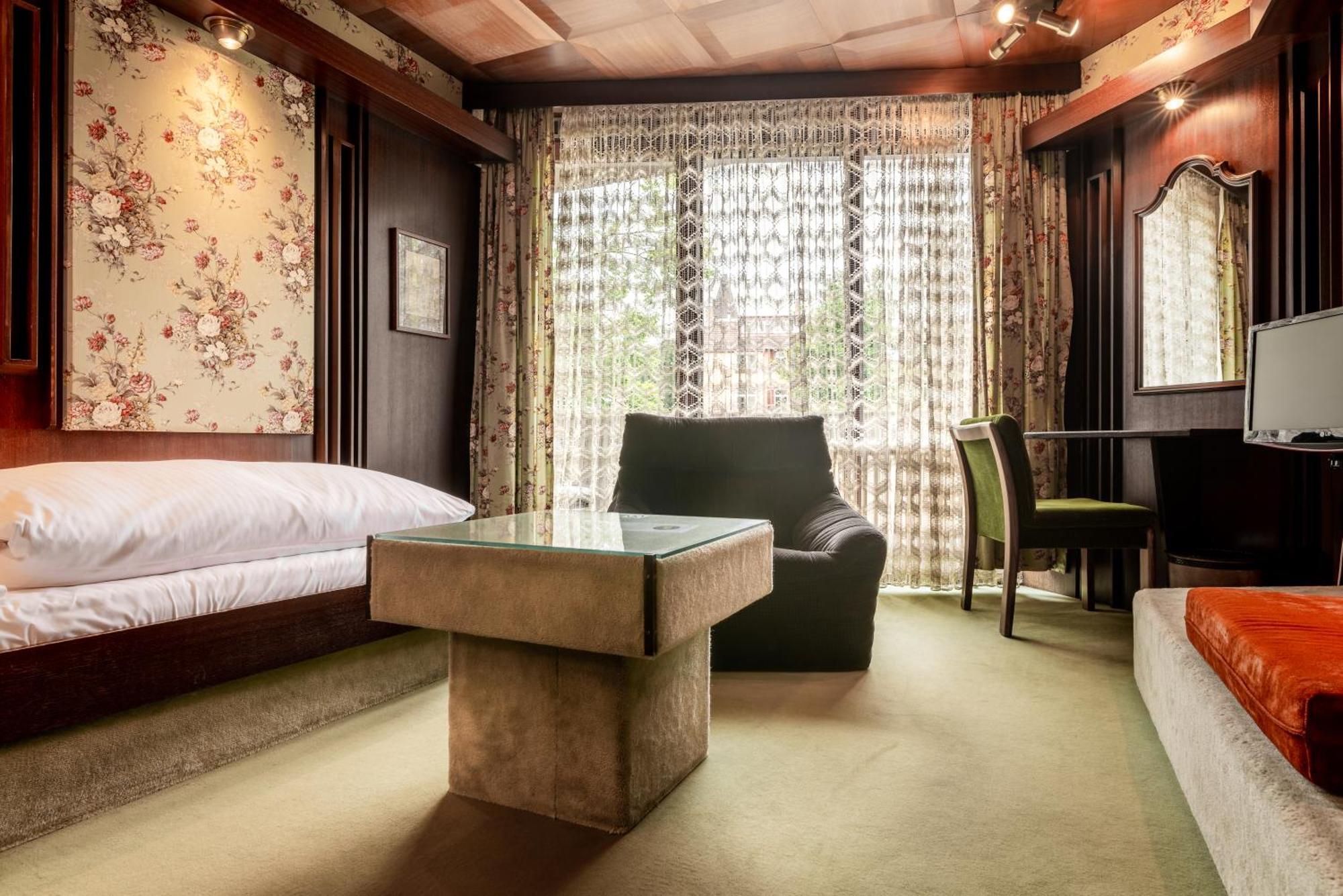 Single Room