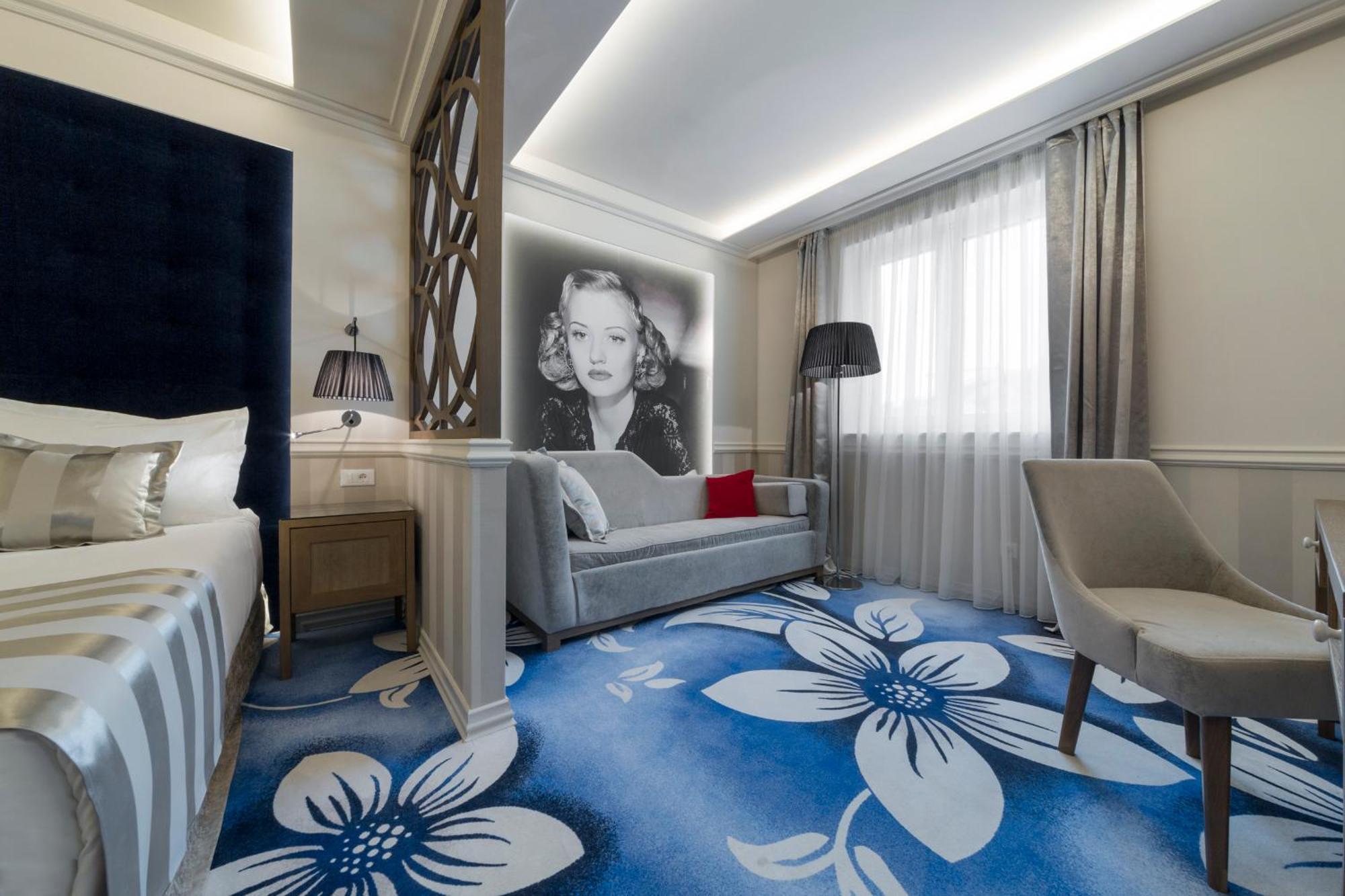 Double or Twin Room Extra Bed