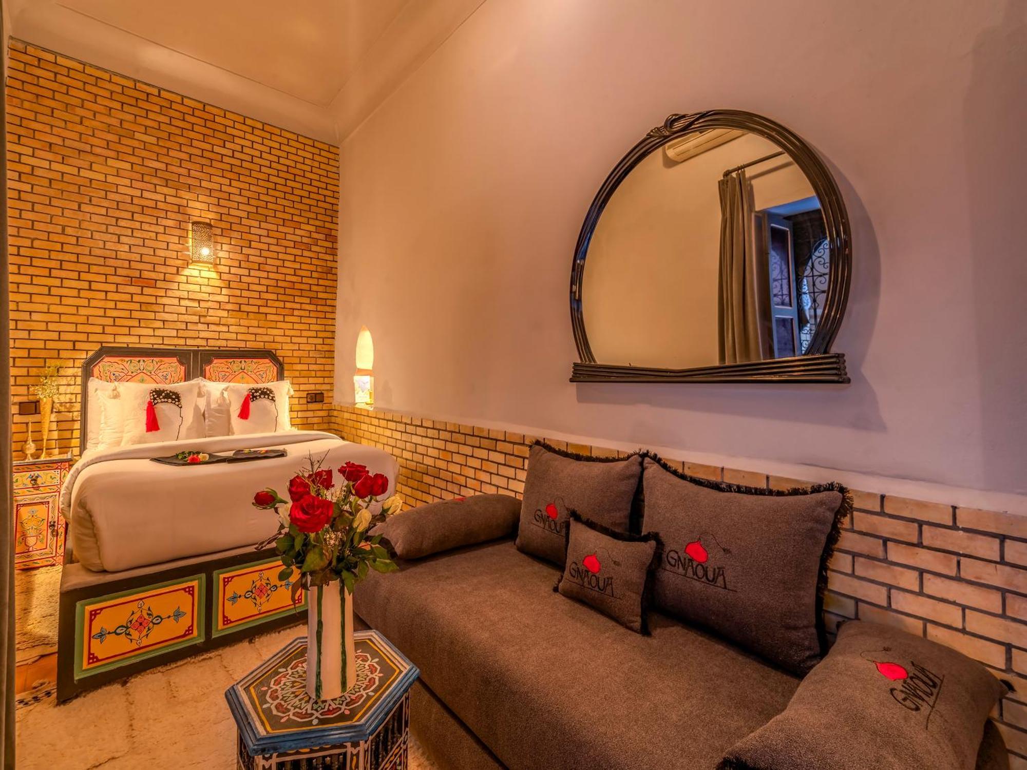 Terre d'Ombre Double Room