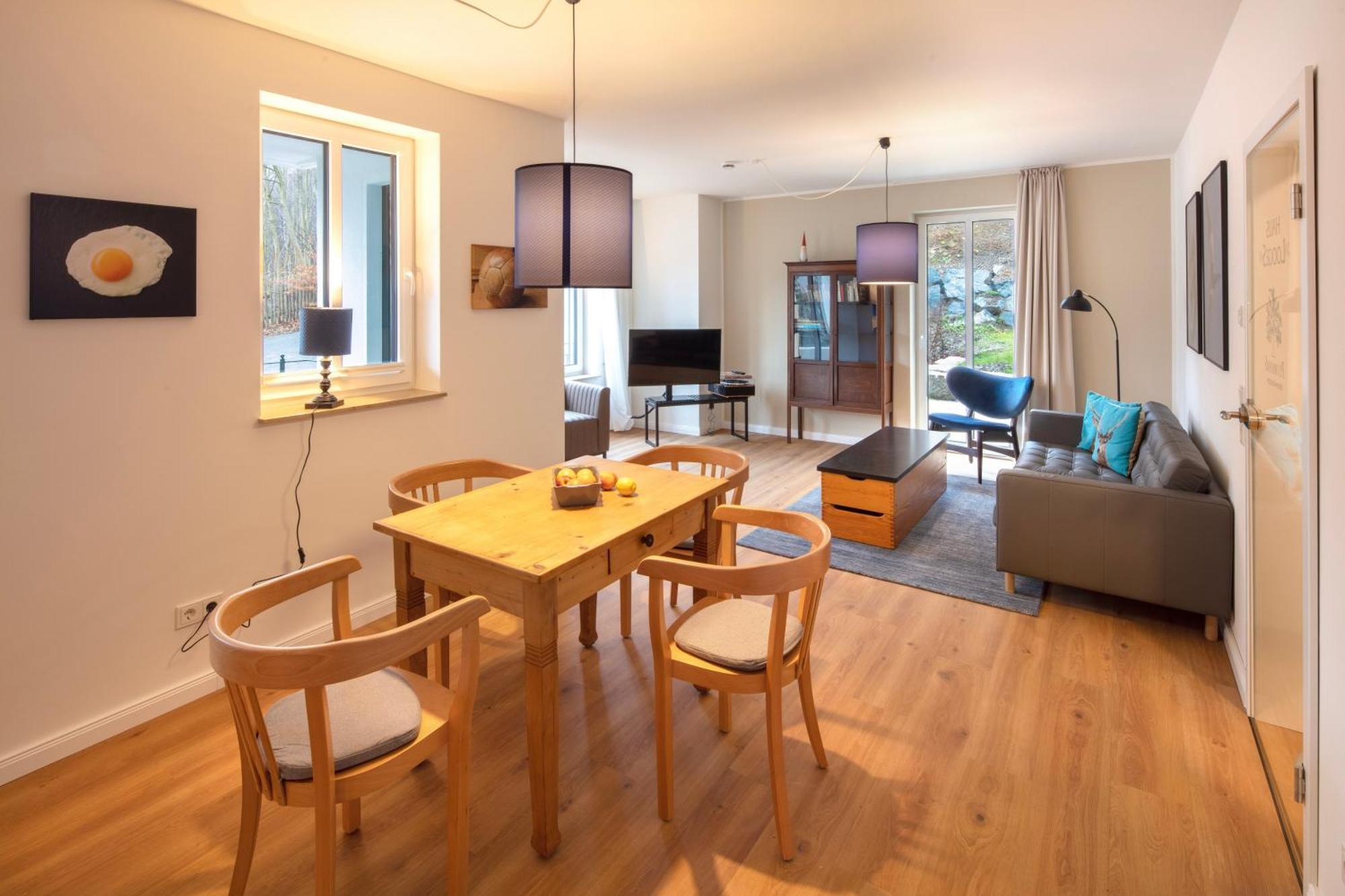 One-Bedroom Apartment Annex
