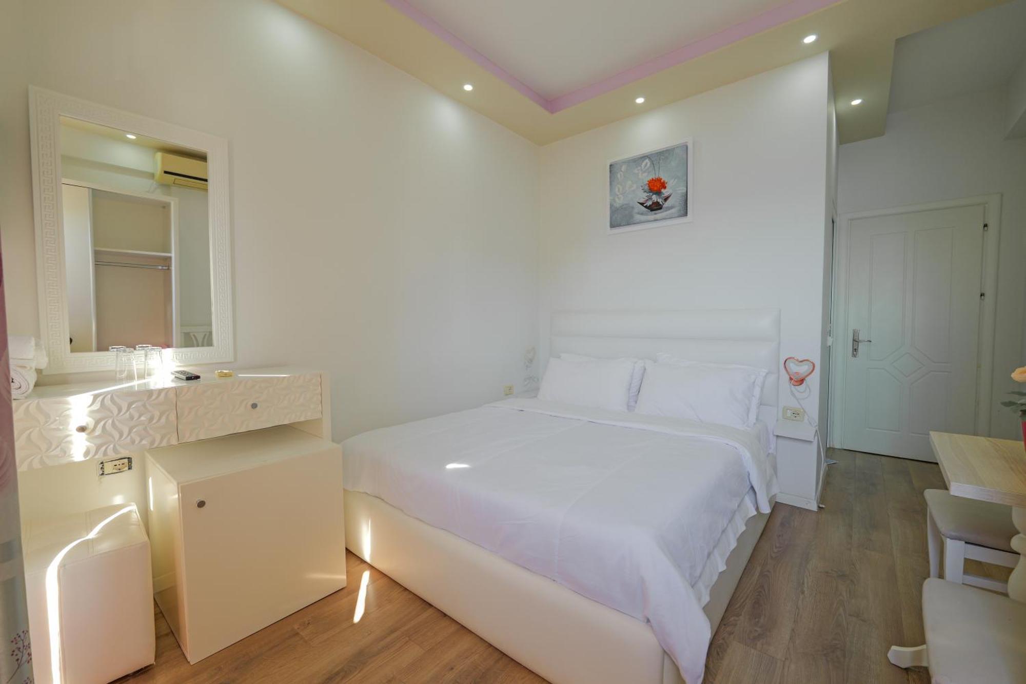 Economy Double Room Sea View