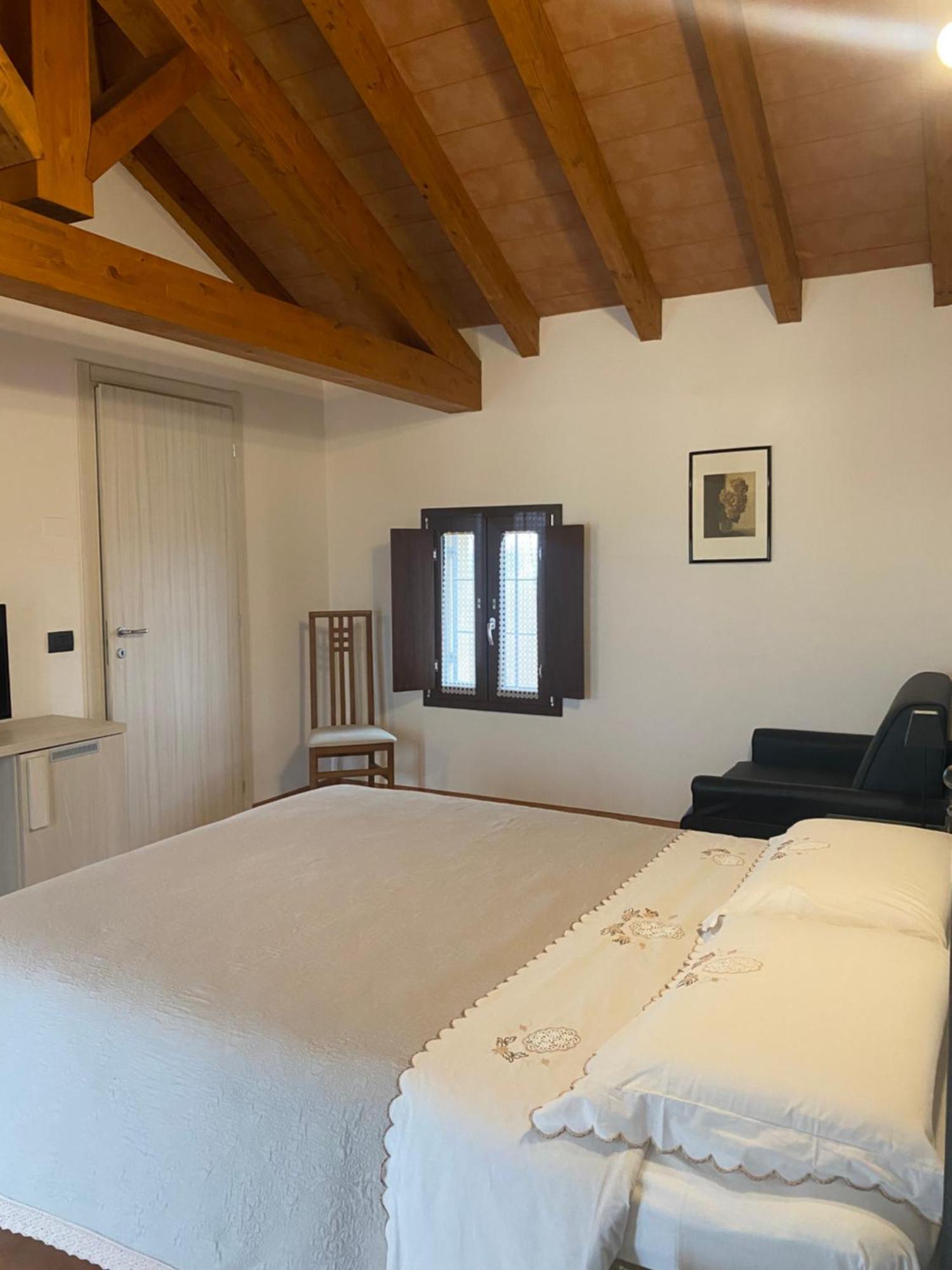 Triple Room Private Bathroom
