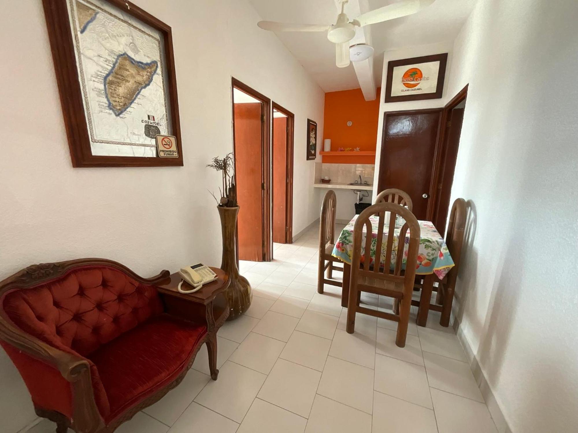 Family Room,1522080316:JPEG