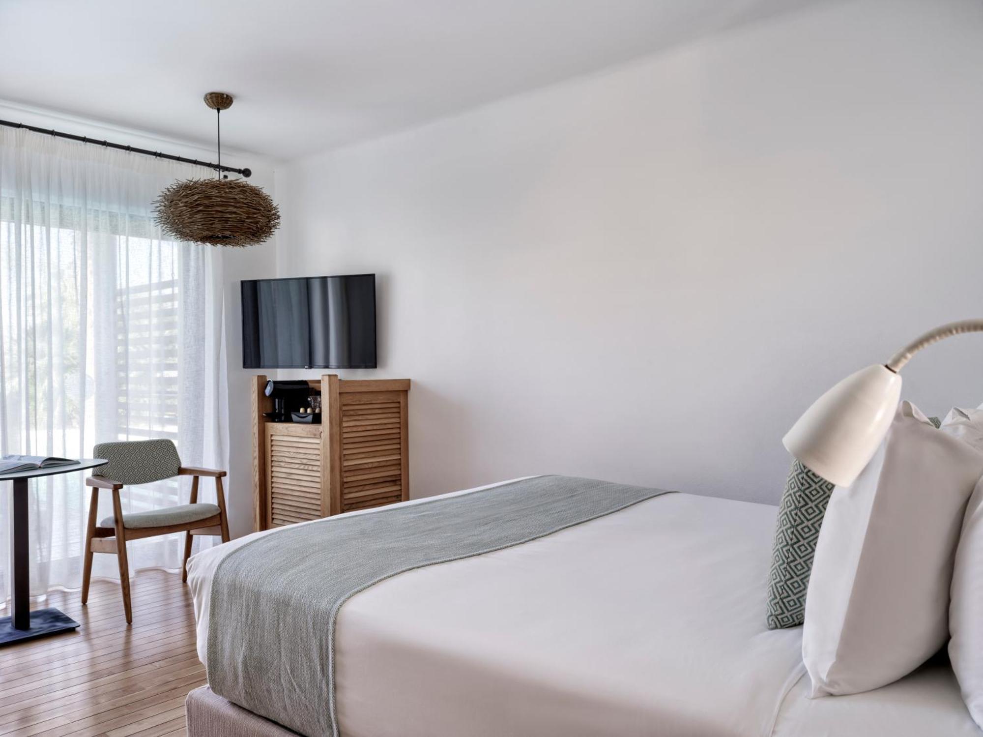 Luxe Tweepersoonskamer met Gedeeld Zwembad
