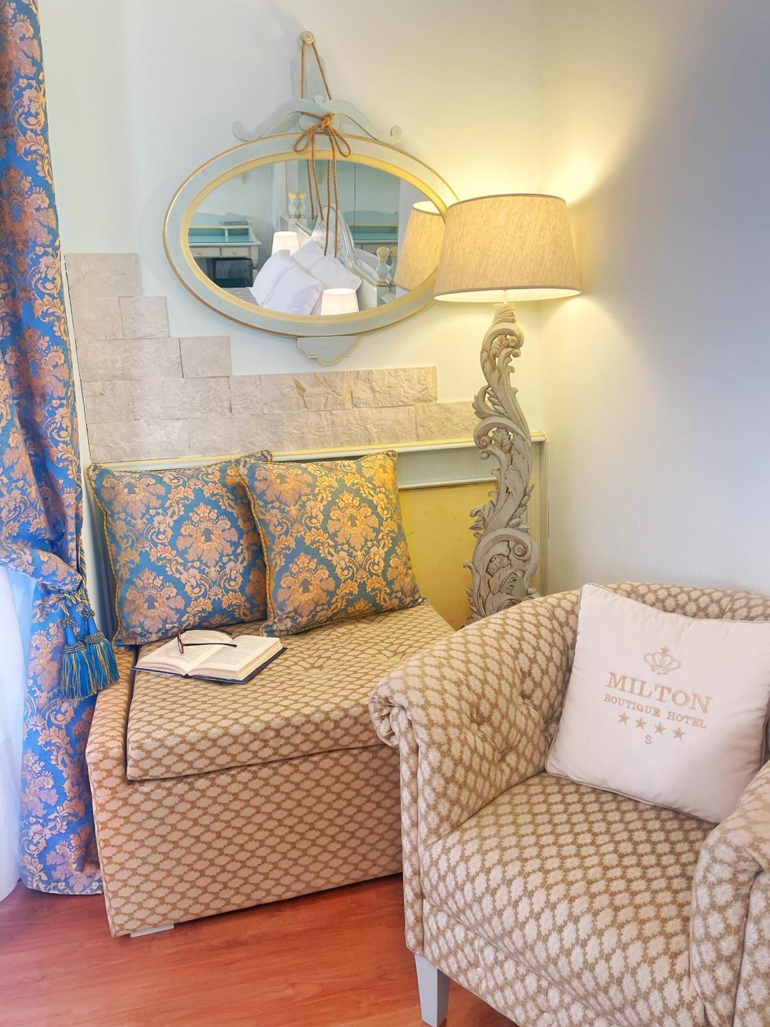 Comfort Triple Room