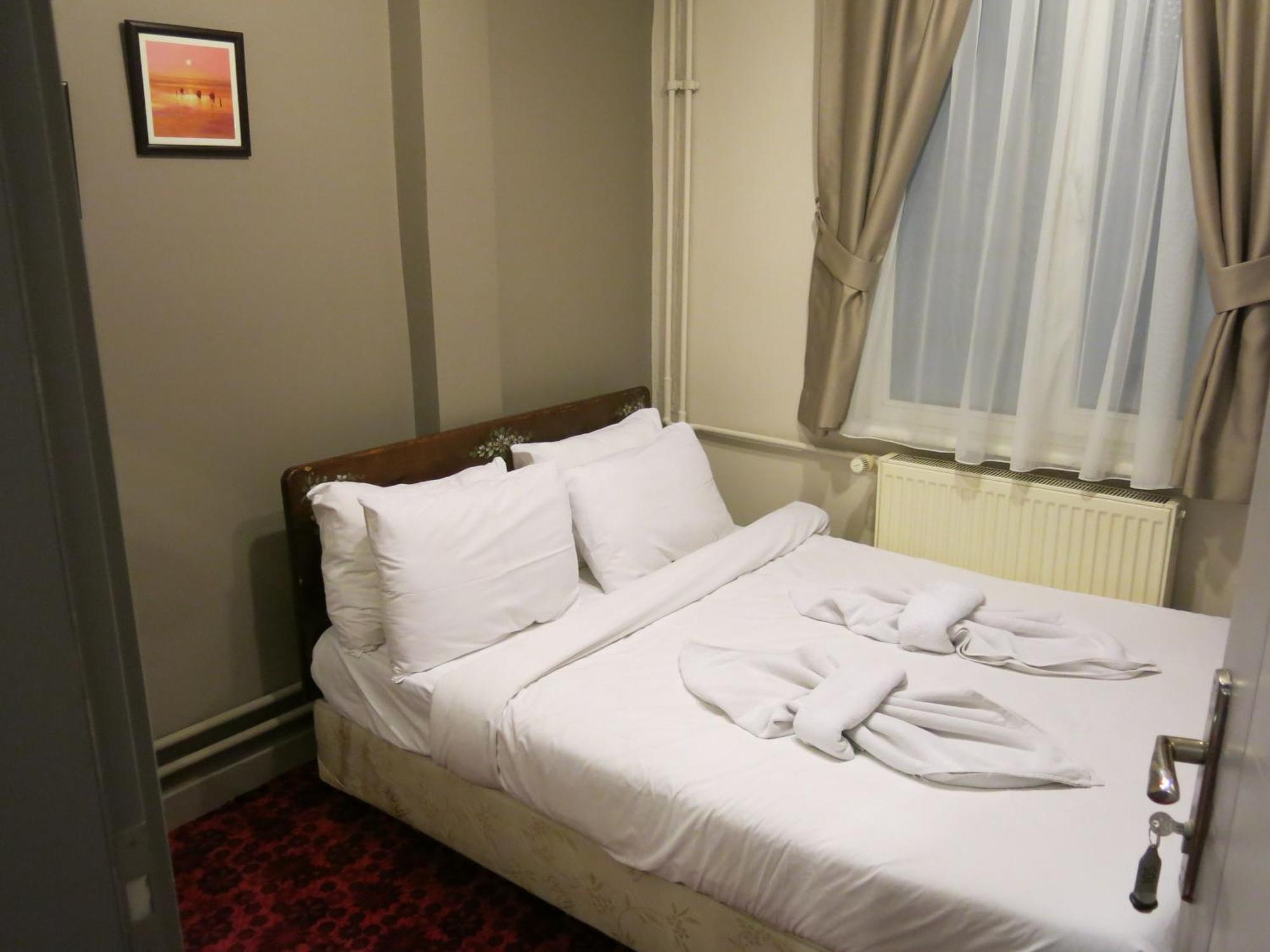 Quarto Individual com Banheiro