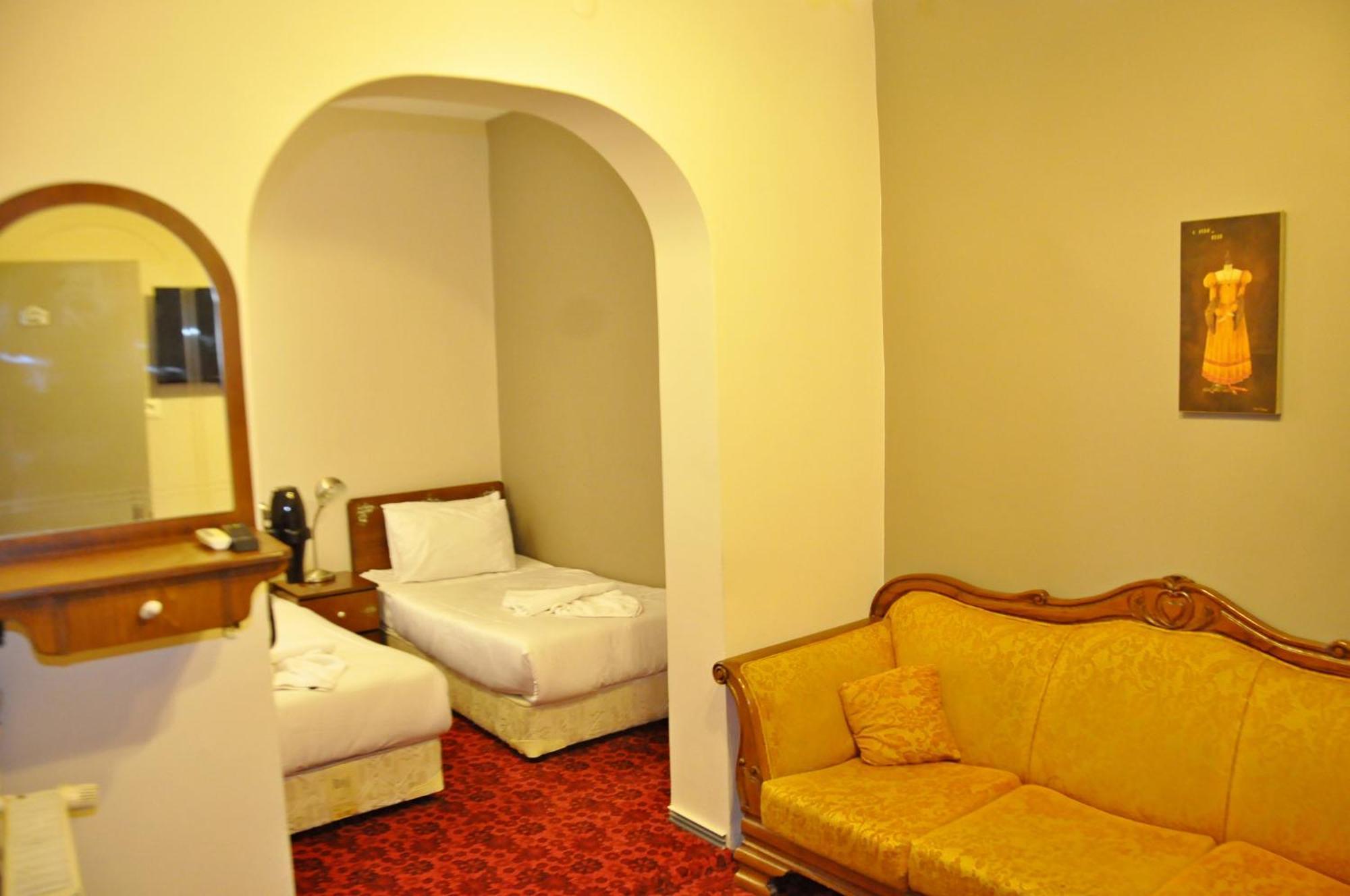 Triple Room Private Bathroom