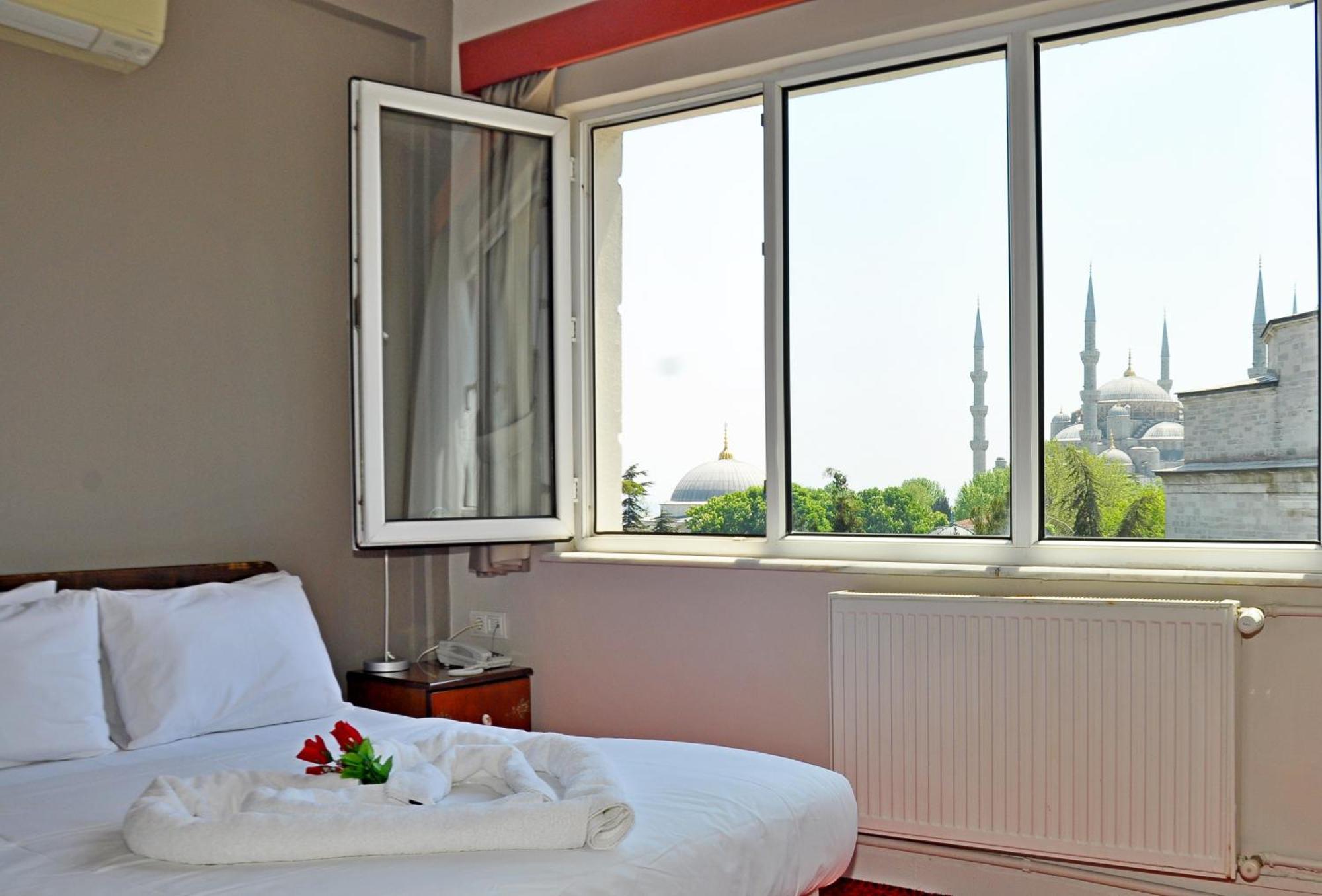 Double Room Private Bathroom