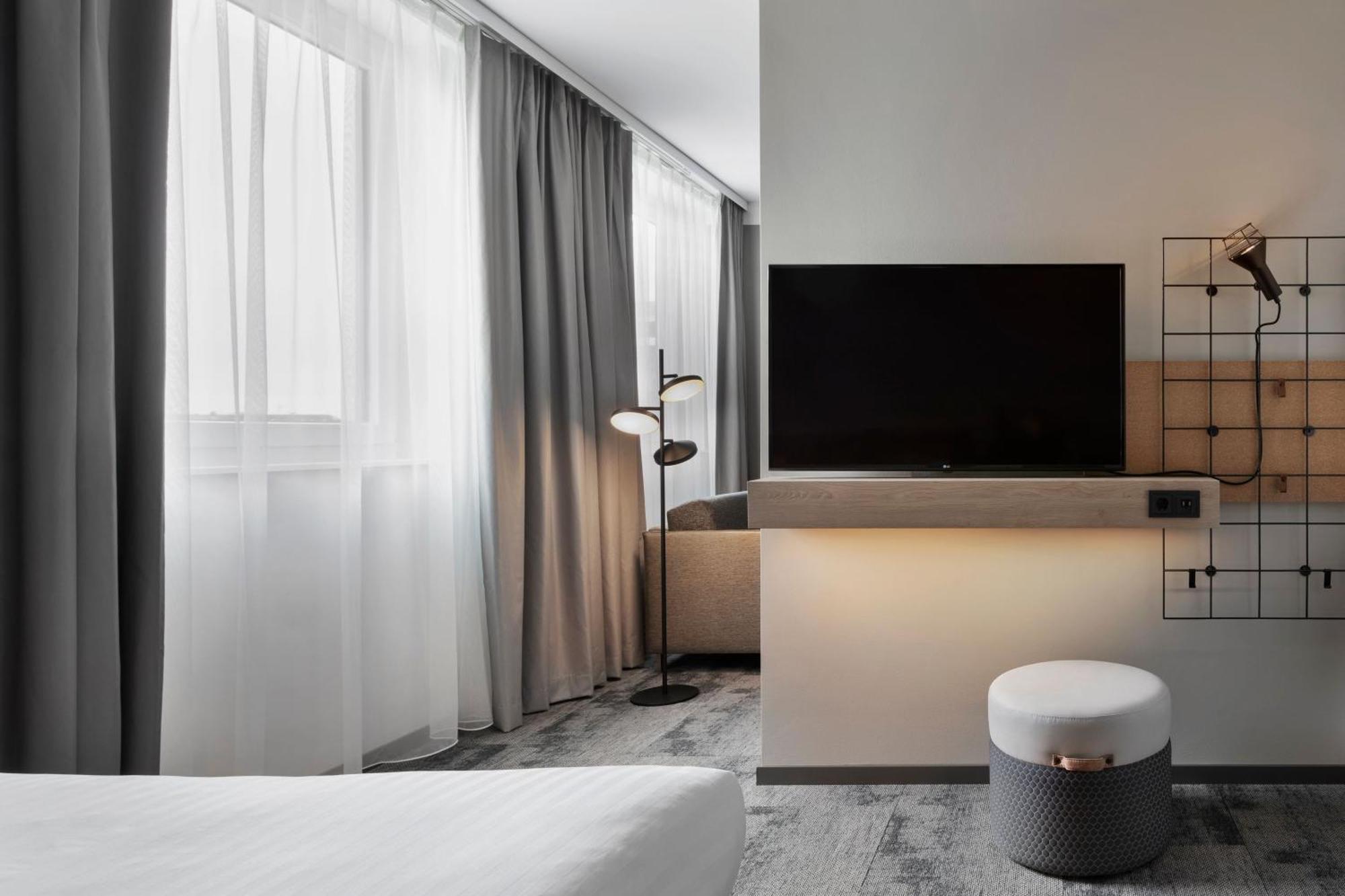 Moxyfied Triple Room