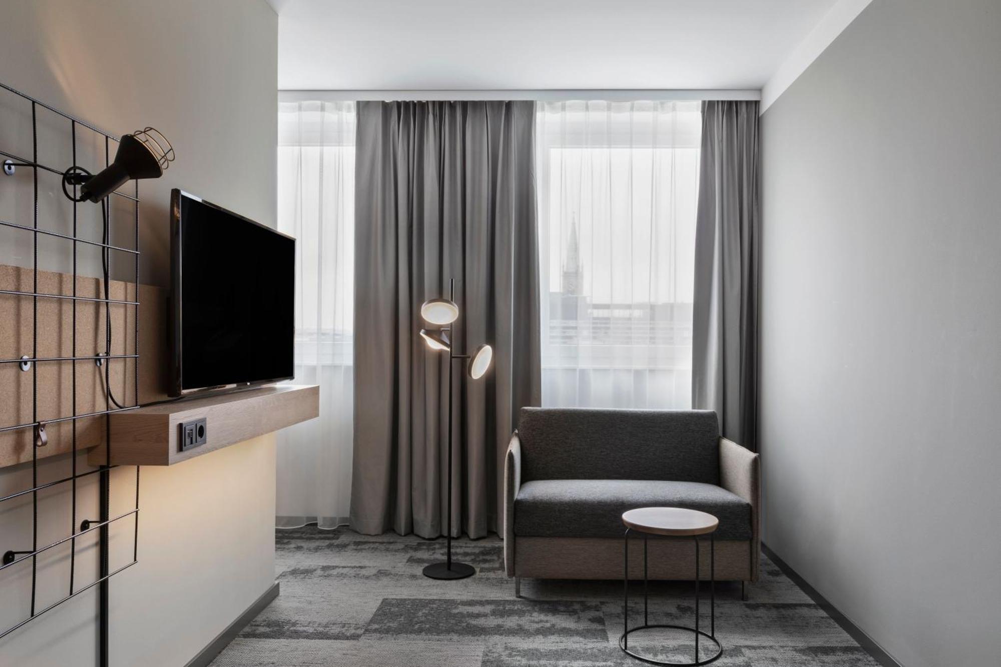 Moxyfied Triple Room