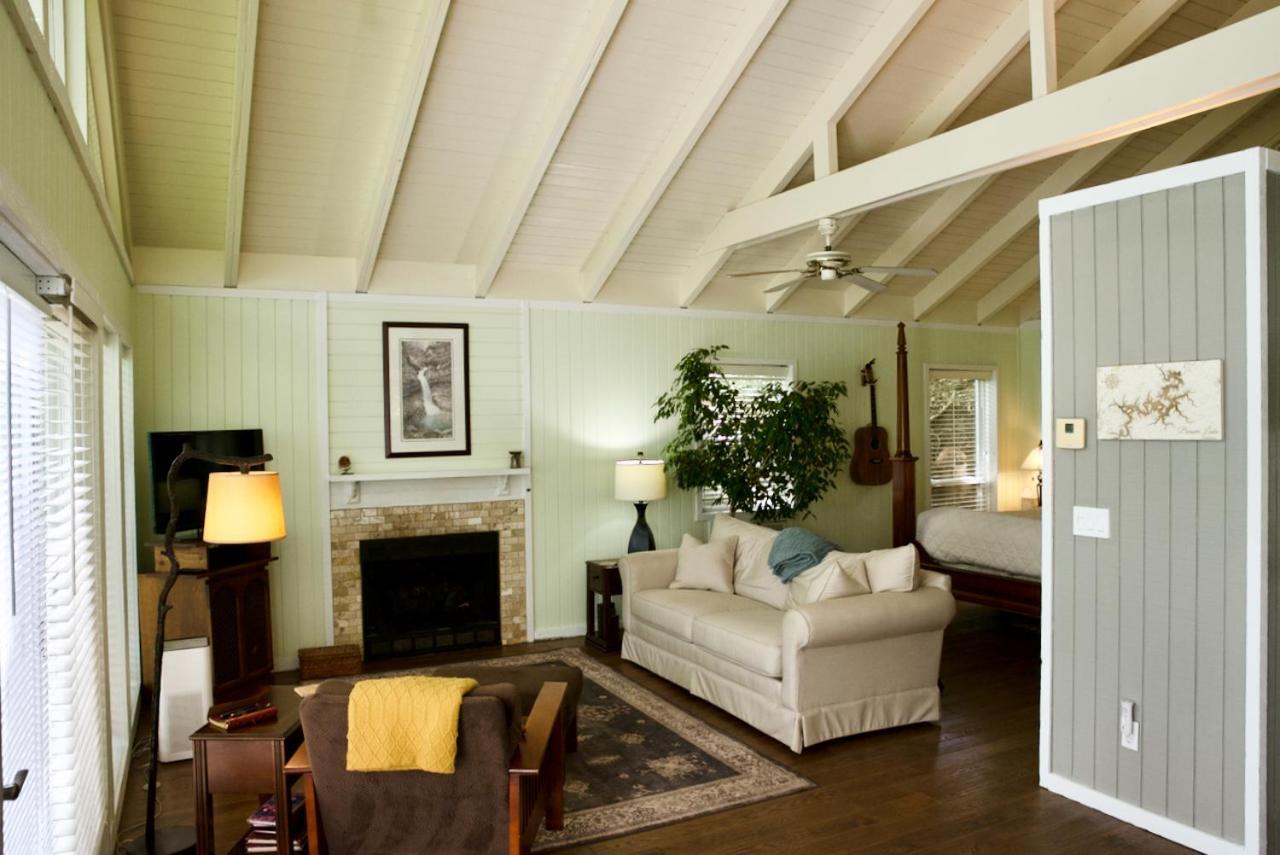 One-Bedroom Cottage