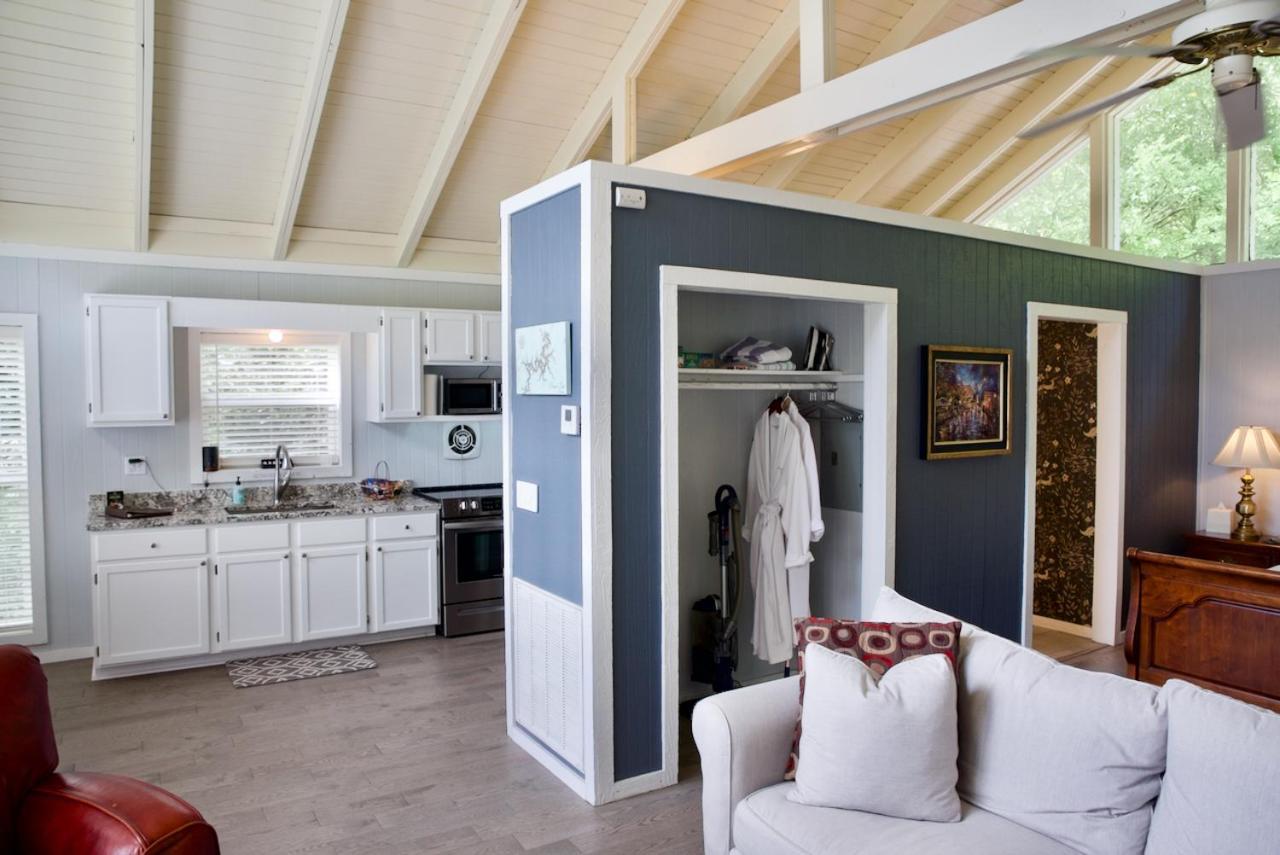 One-Bedroom Cottage