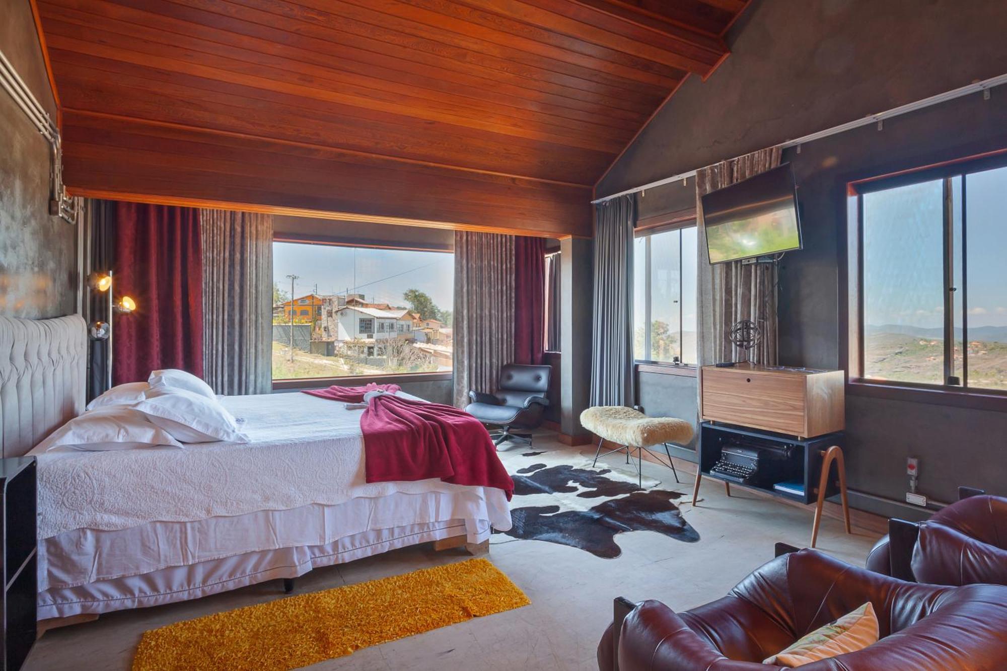 Quarto com Cama King-size