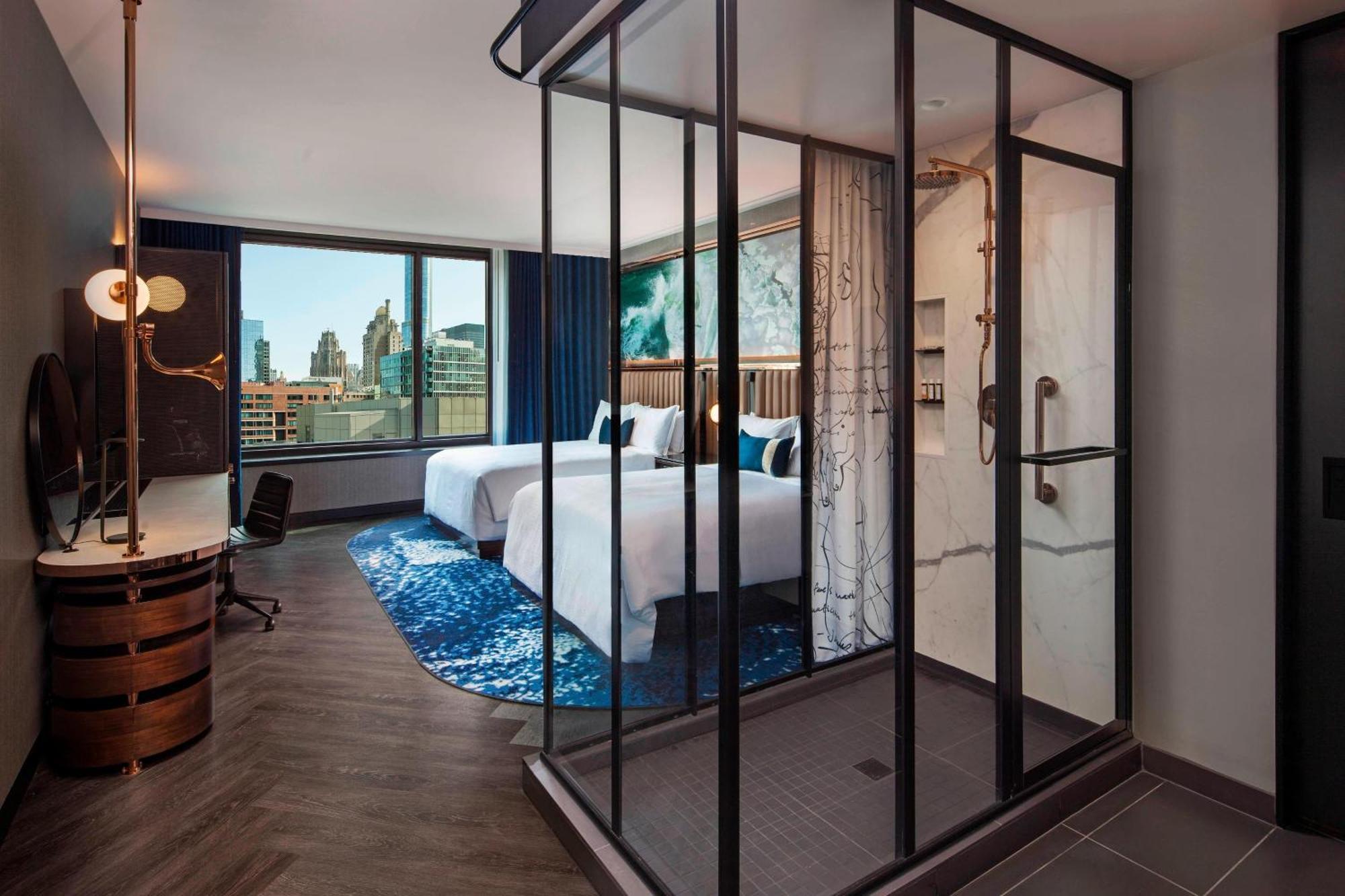 Queen Room Two Queen Beds City View