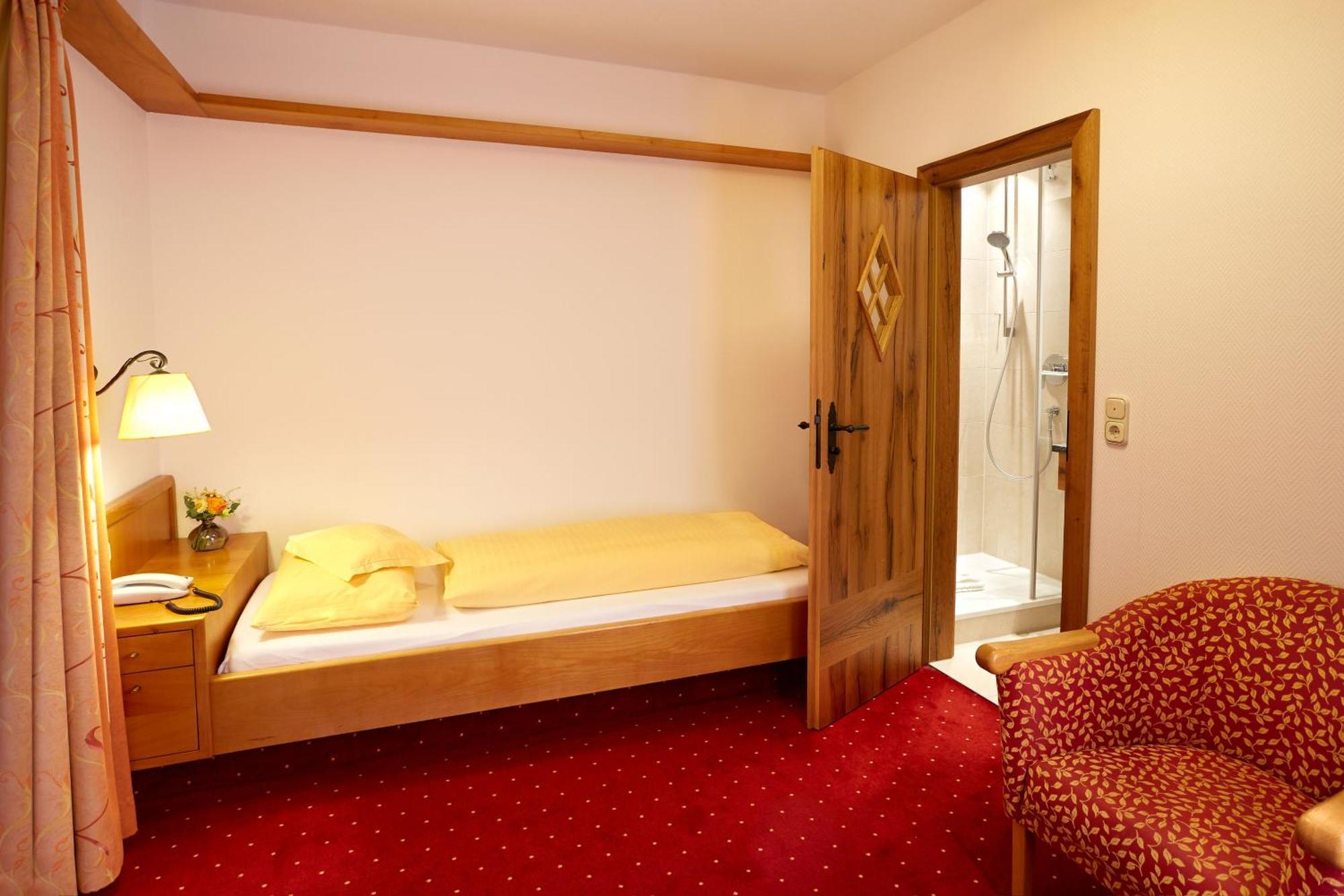 Standard Single Room